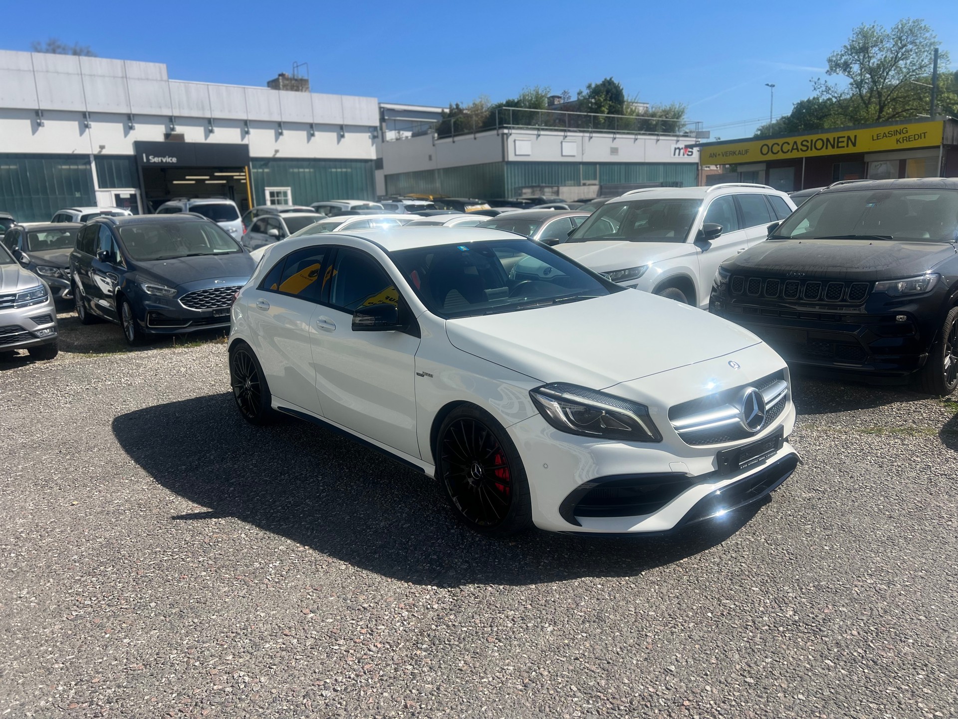 MERCEDES-BENZ A 45 AMG 4Matic Speedshift 7G-DCT-showroom-element-2