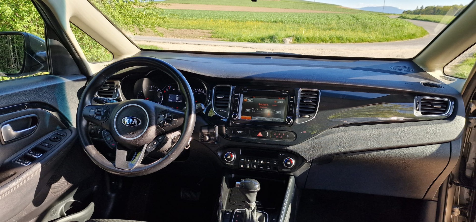 KIA Carens 1.7 CRDi Swiss Eco Edition DCT / Update: Frisch geprüft, 18.05.2026!-image-4
