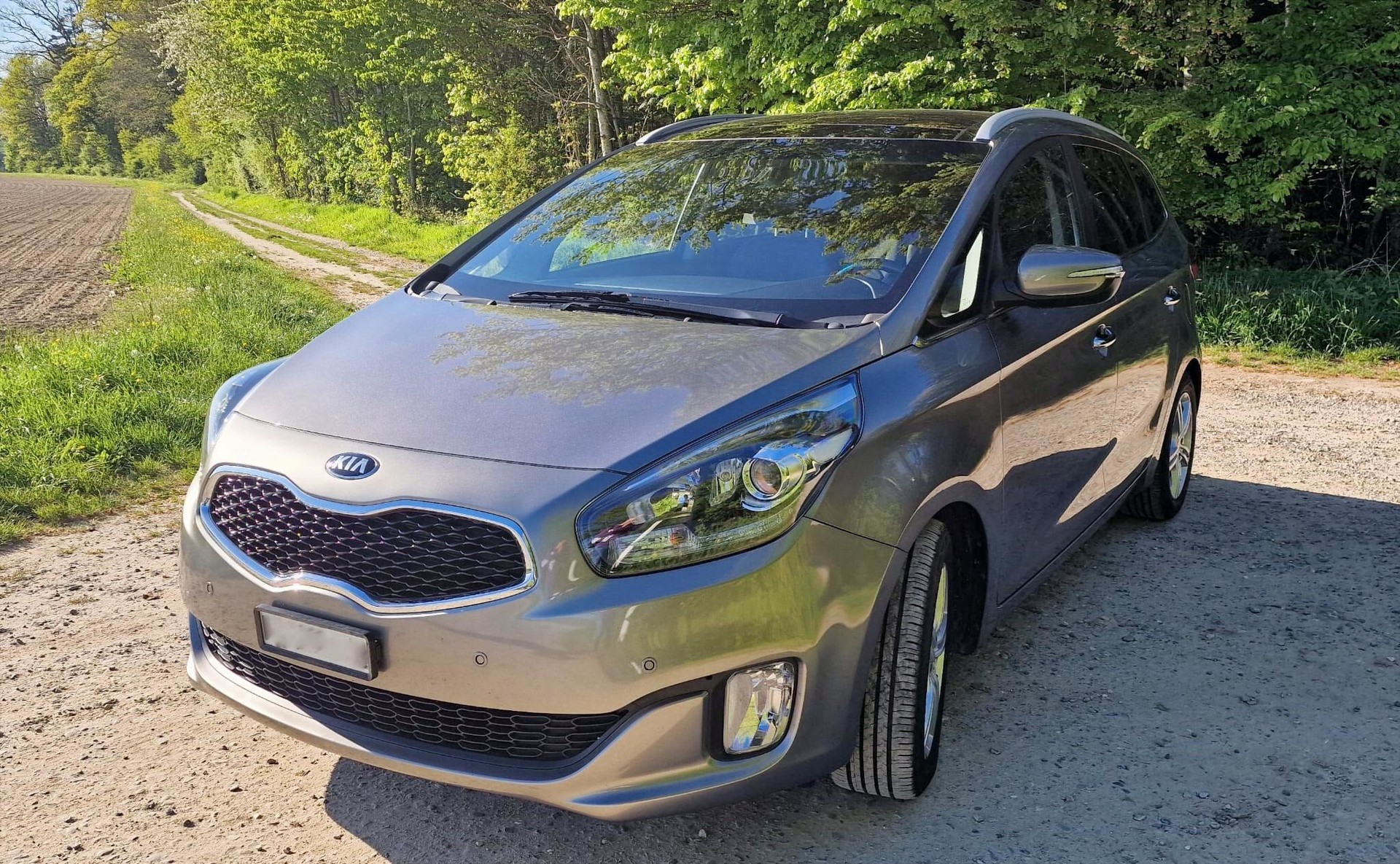 KIA Carens 1.7 CRDi Swiss Eco Edition DCT / Update: Frisch geprüft, 18.05.2026!-image-1