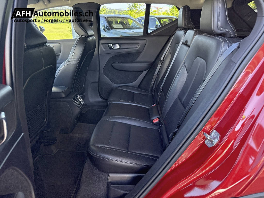 VOLVO XC40 1.5 T2 XCITE-image-14