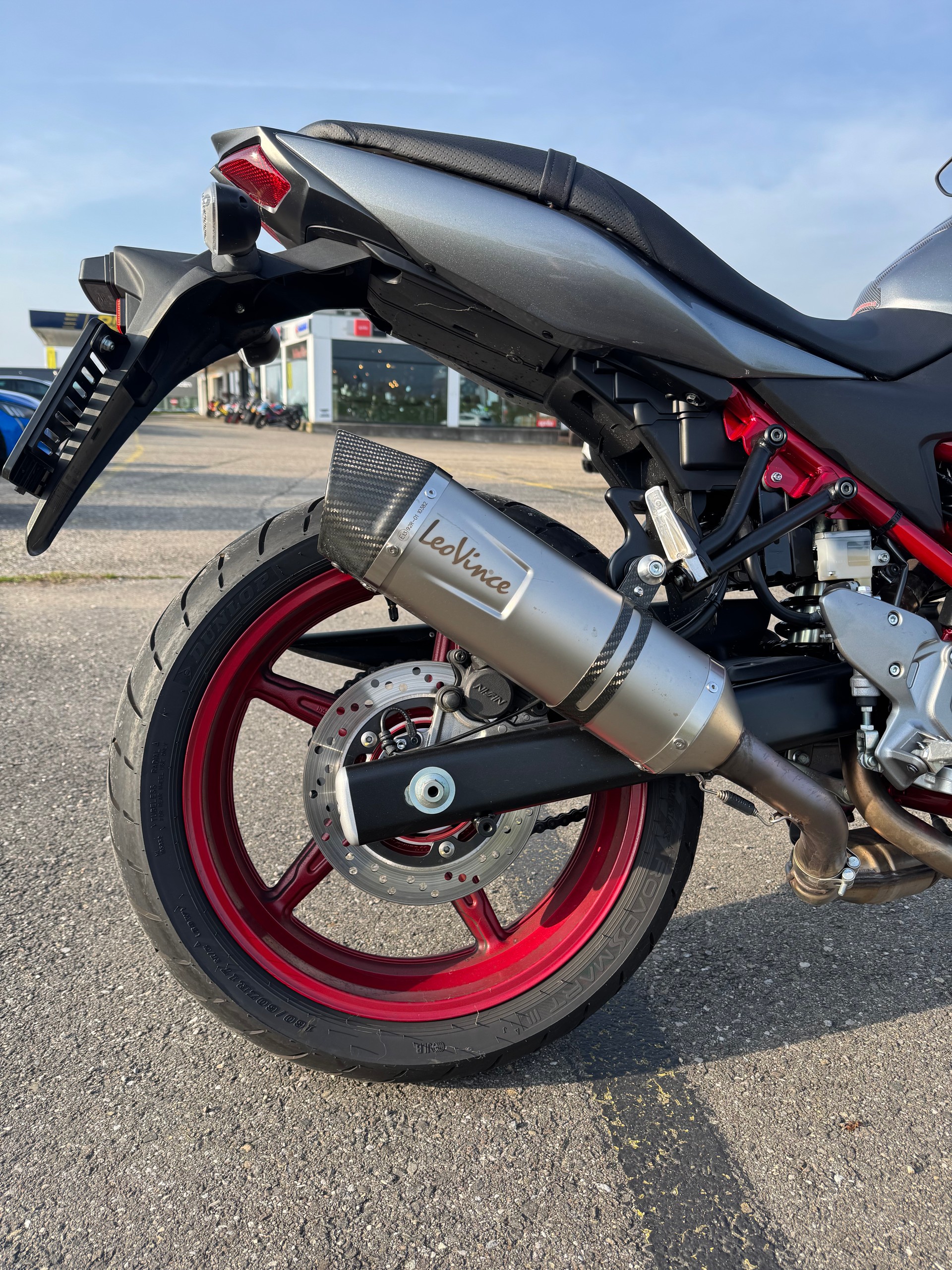 SUZUKI SV 650 ABS L6-image-3