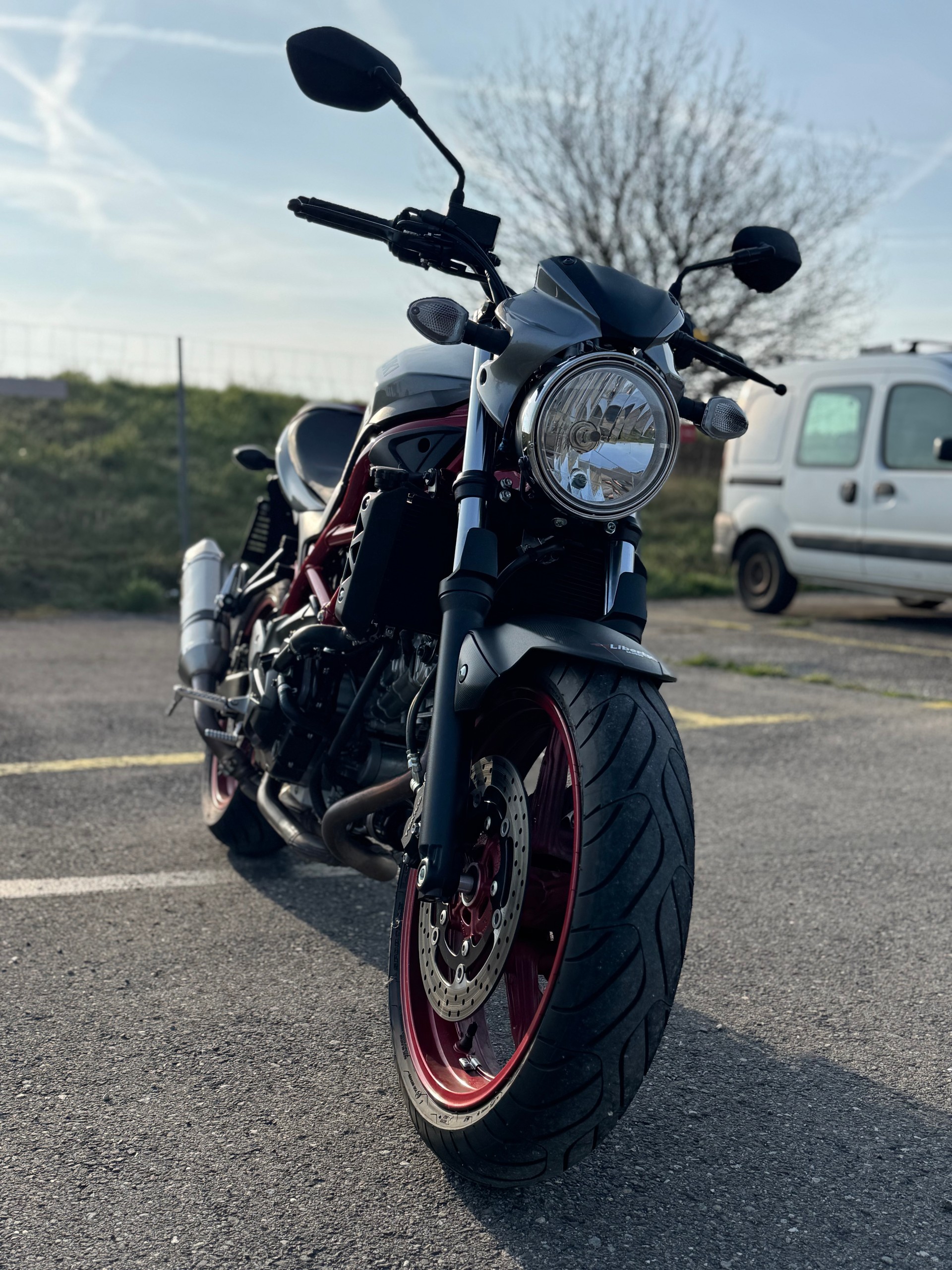 SUZUKI SV 650 ABS L6-image-2