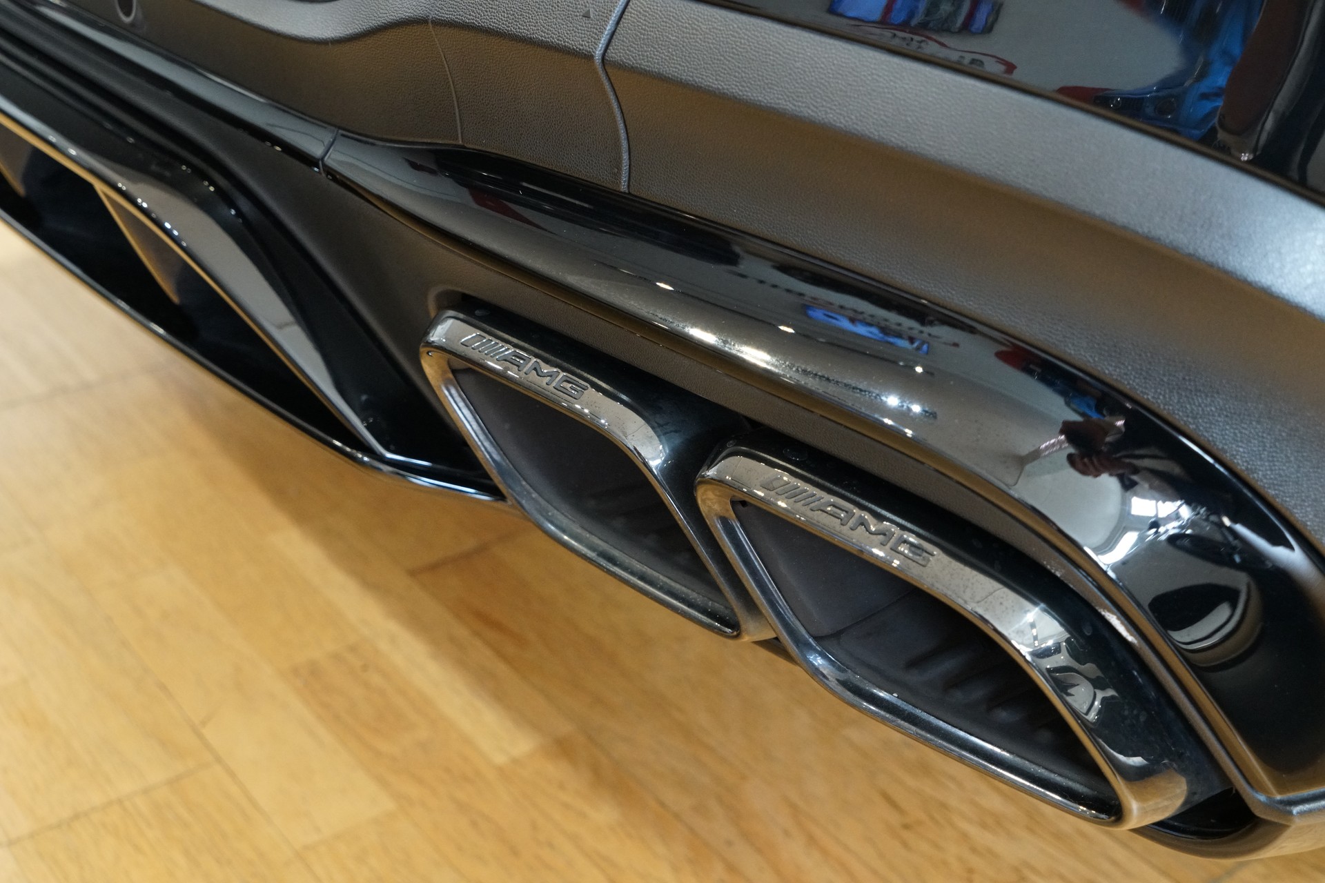 MERCEDES-BENZ GLC 63 S AMG 4Matic 9G-Tronic-image-7
