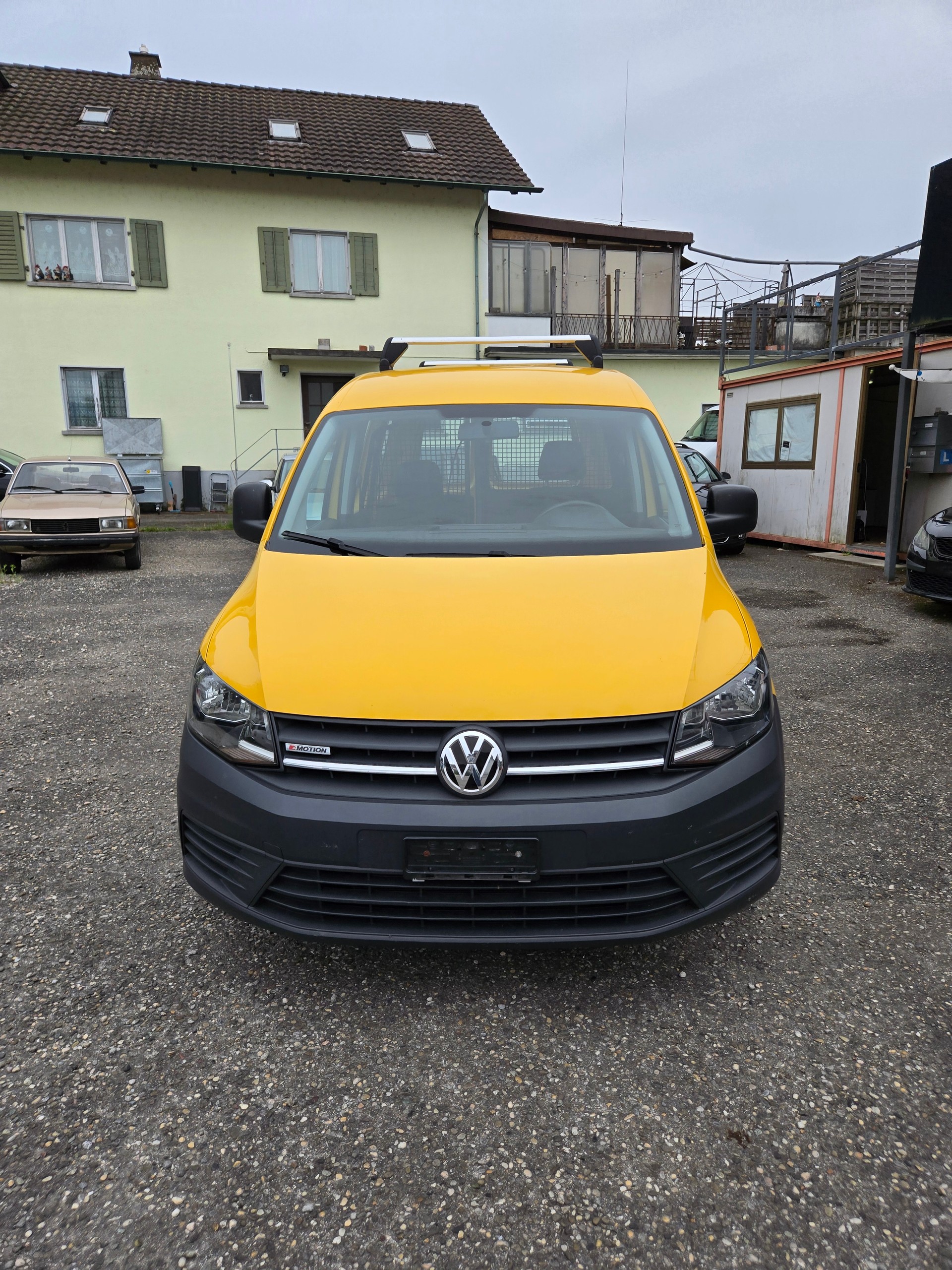 VW Lieferwagen-image-2