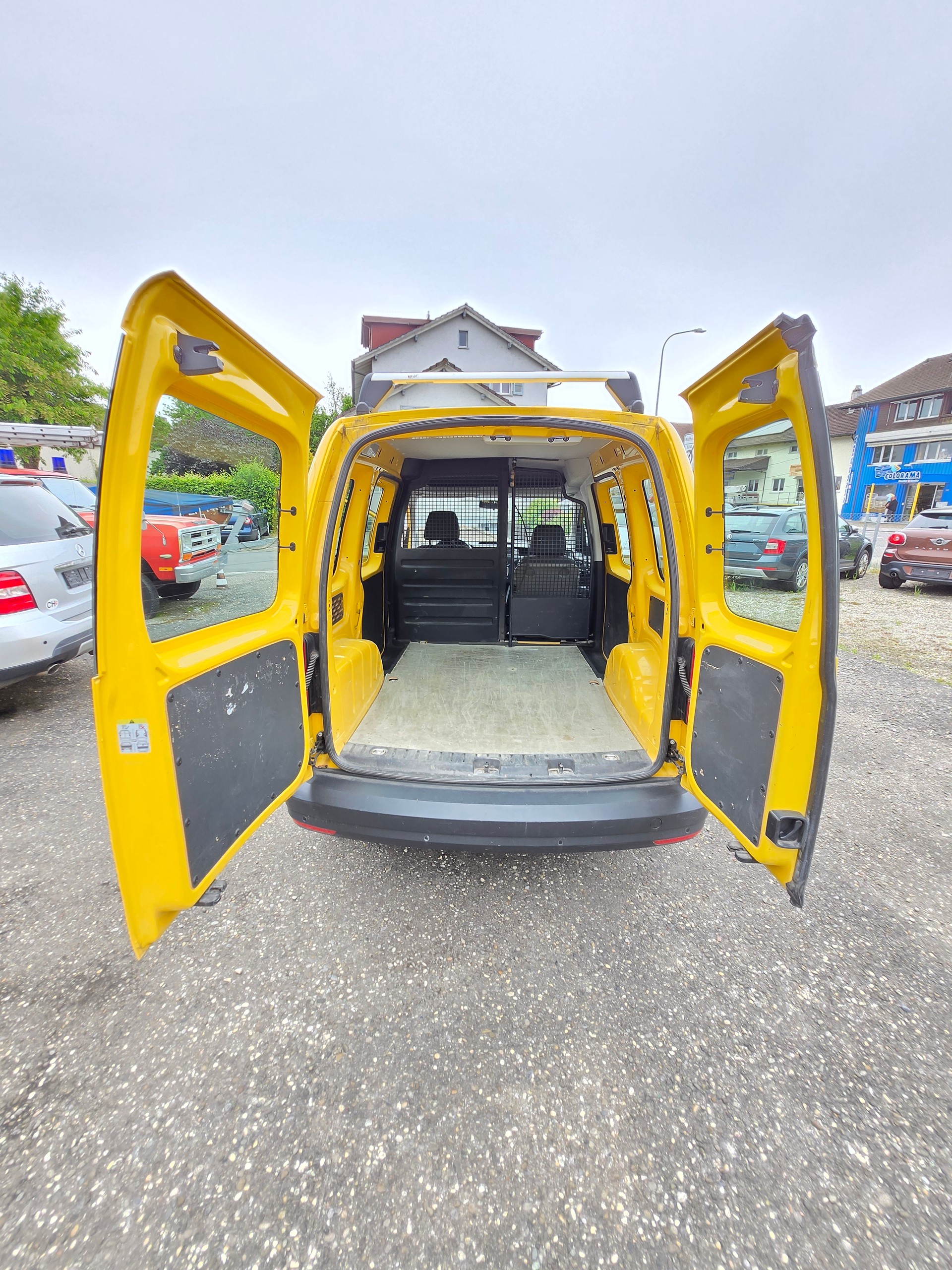 VW Lieferwagen-image-13