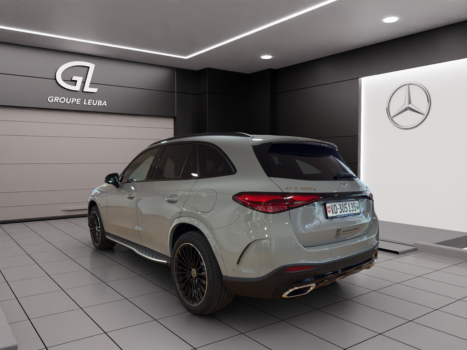 MERCEDES-BENZ GLC 300 e 4Matic EQ Star 9G-Tronic-showroom-element-2