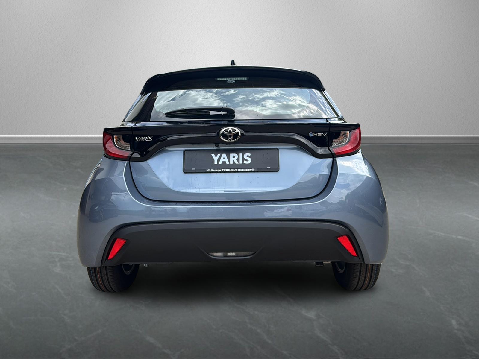 TOYOTA Yaris 1.5 VVT-i HSD Comfort-image-4