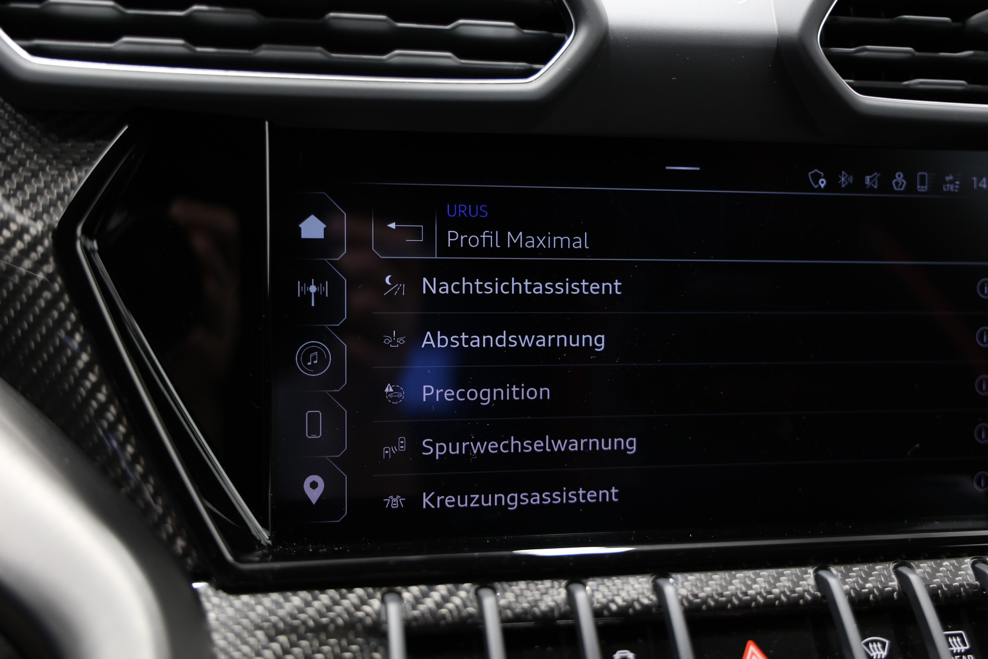 LAMBORGHINI Urus Performante *CH-Fahrzeug*Werksgarantie bis 01.2027*frisch ab Lamborghini Service*-image-26