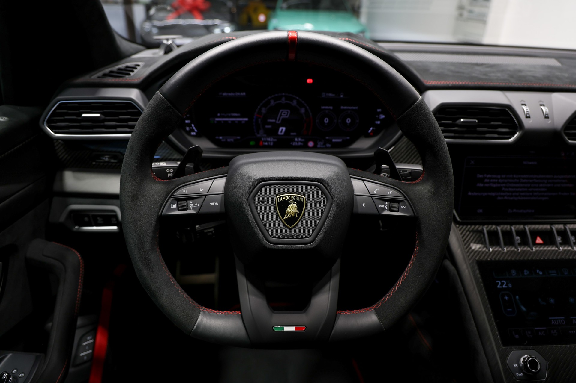 LAMBORGHINI Urus Performante *CH-Fahrzeug*Werksgarantie bis 01.2027*frisch ab Lamborghini Service*-image-18