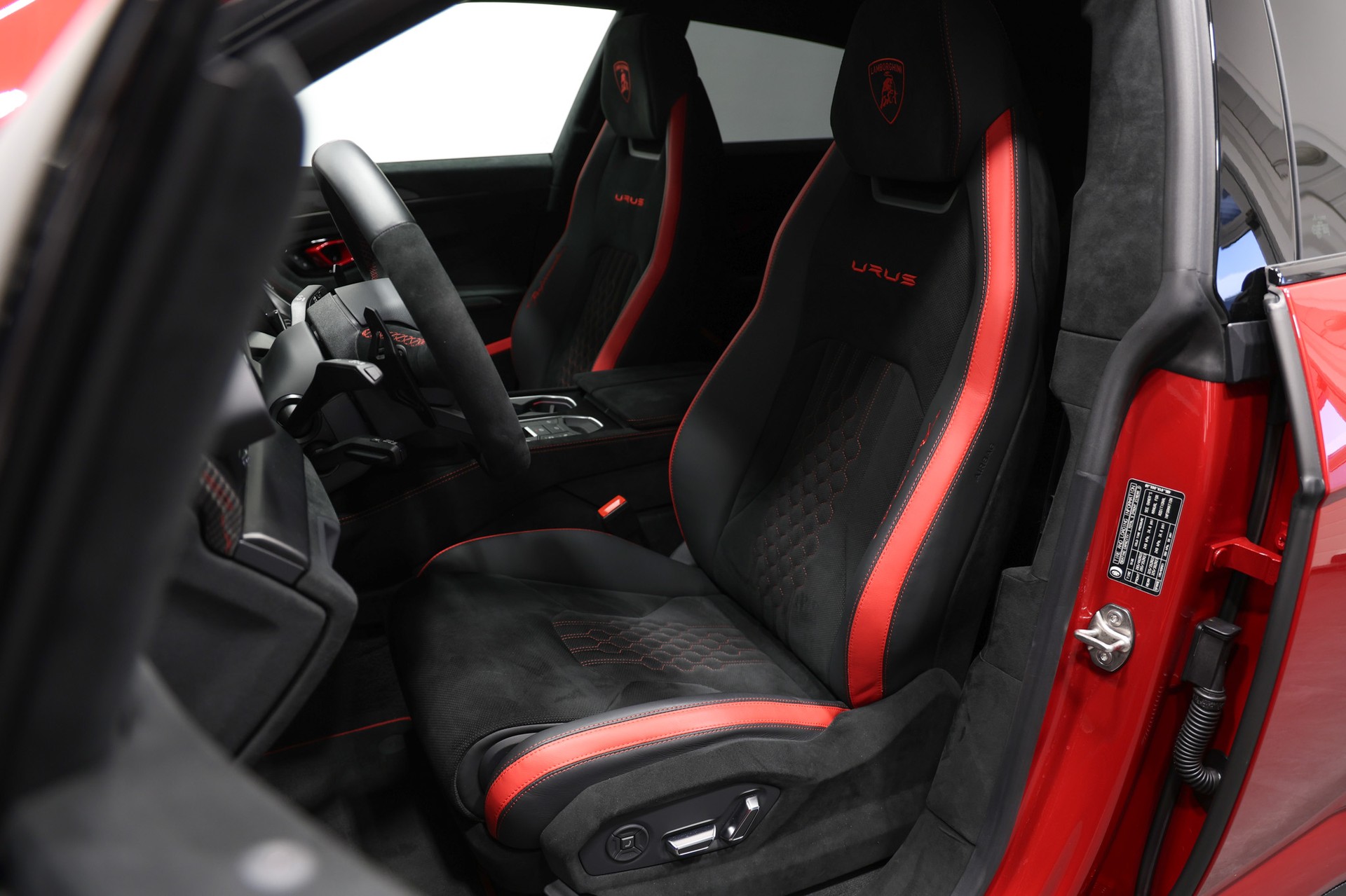 LAMBORGHINI Urus Performante *CH-Fahrzeug*Werksgarantie bis 01.2027*frisch ab Lamborghini Service*-image-21