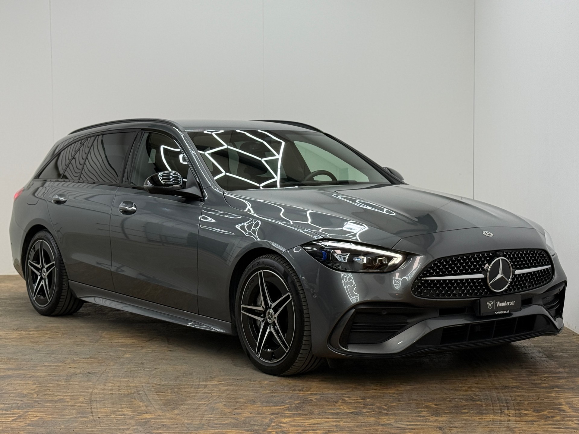 MERCEDES-BENZ C 220 d T 4Matic AMG Line
