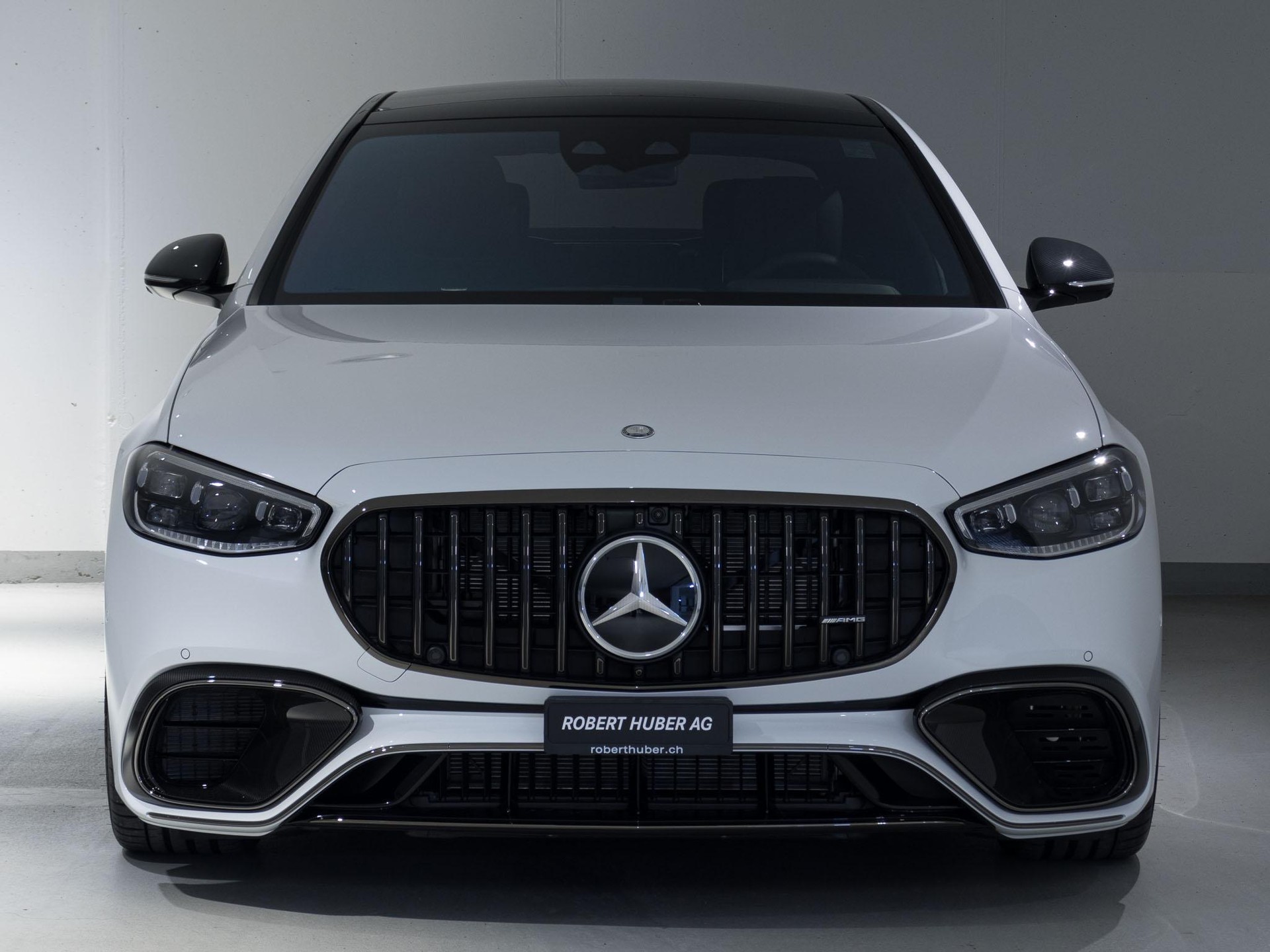 MERCEDES-BENZ S 63 AMG E Performance-image-2