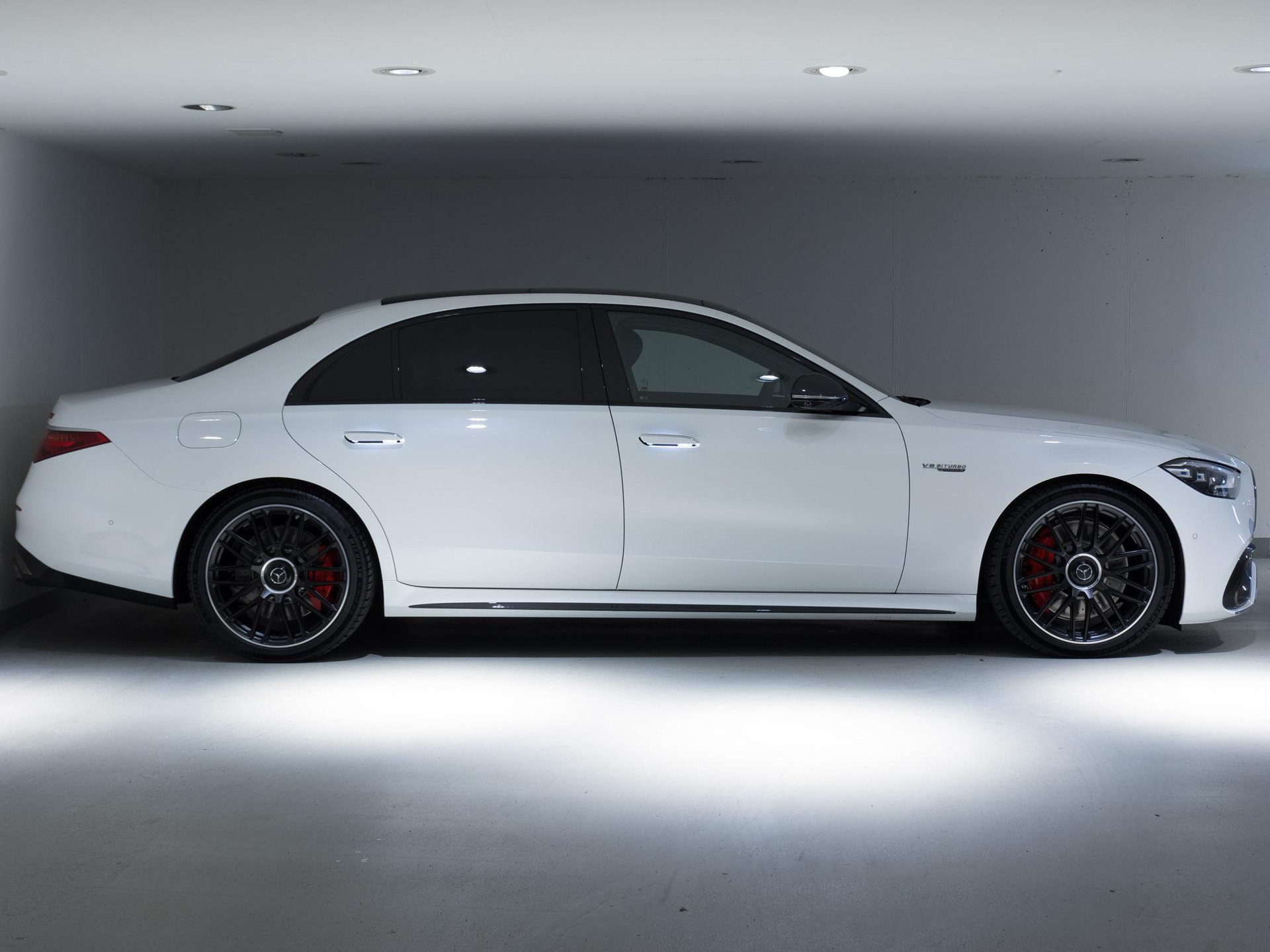 MERCEDES-BENZ S 63 AMG E Performance-image-1