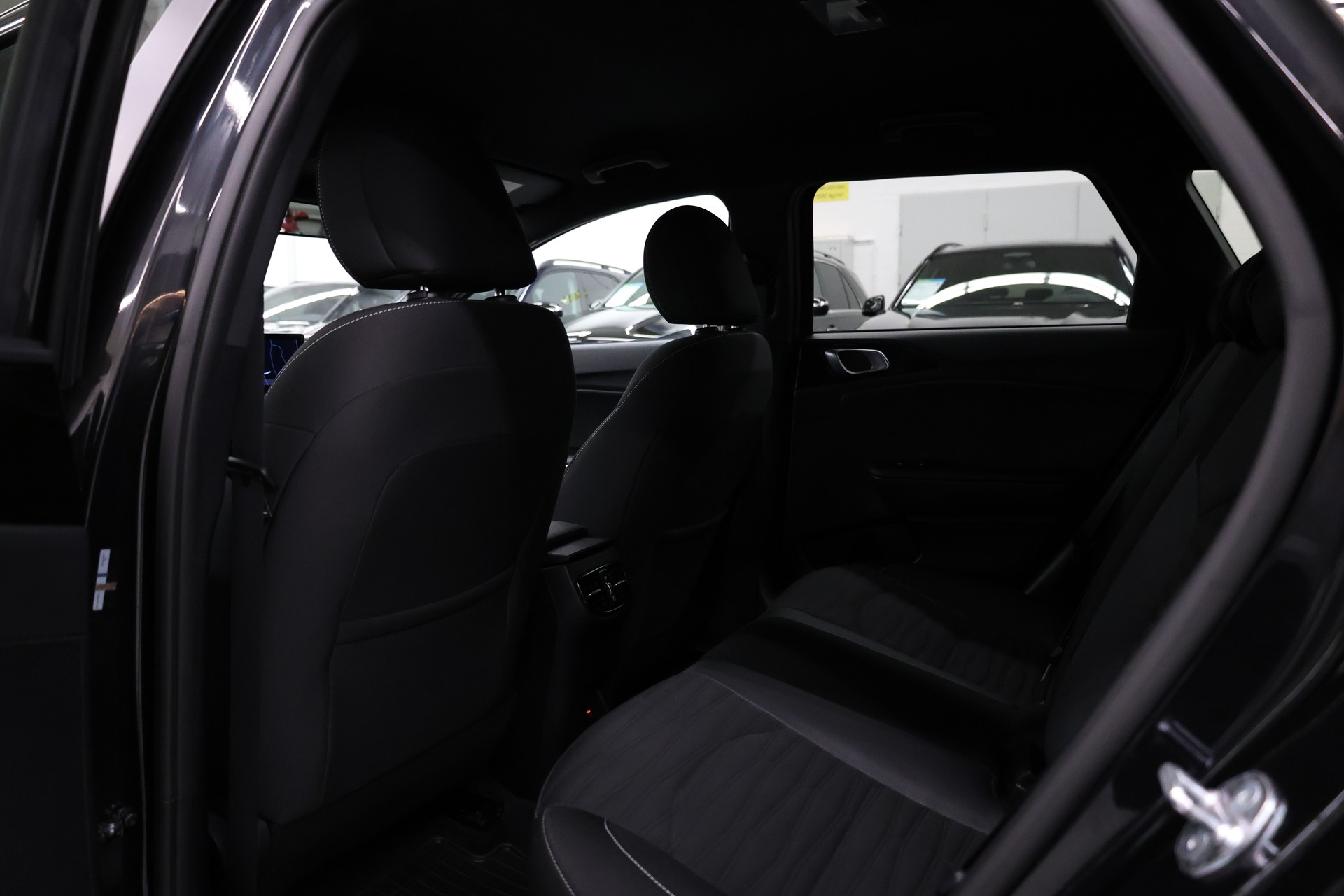 KIA Ceed SW 1.5 T-GDi GT-Line-image-22