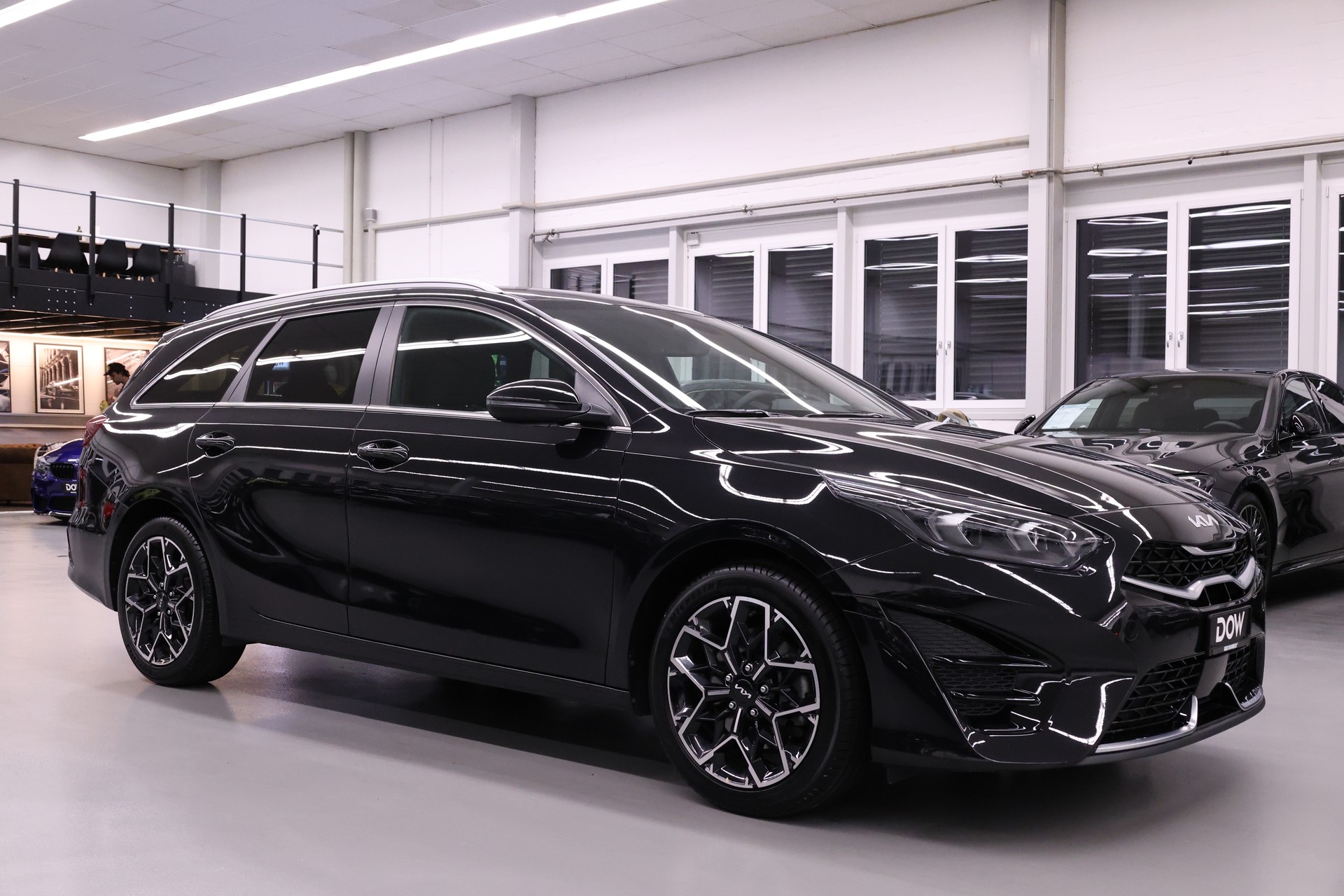 KIA Ceed SW 1.5 T-GDi GT-Line-image-1
