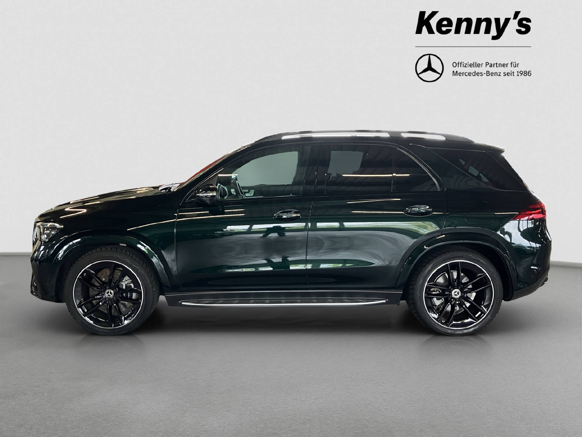 MERCEDES-BENZ GLE 400 e AMG Line 4MATIC-showroom-element-2