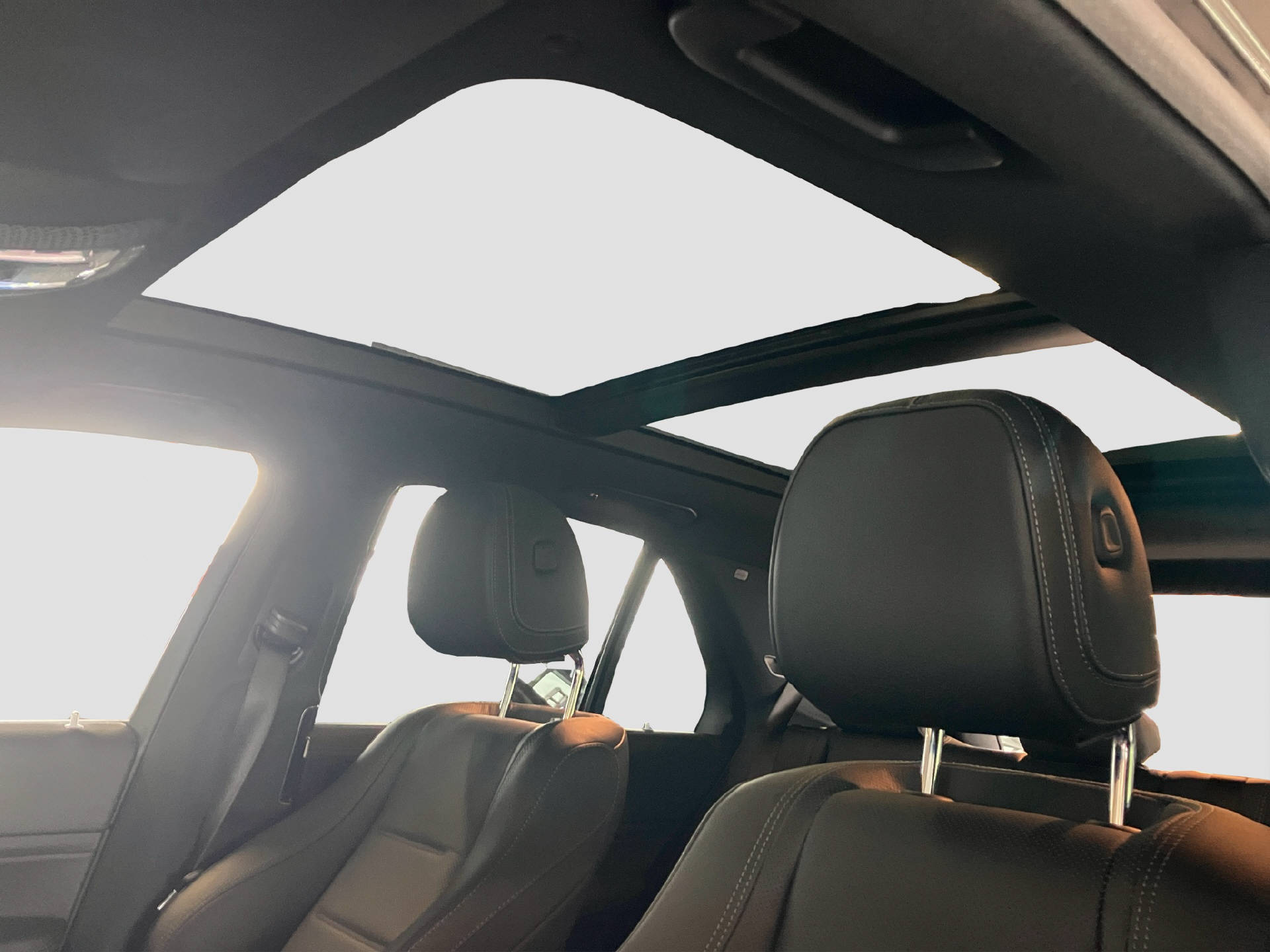 MERCEDES-BENZ GLE 400 e AMG Line 4MATIC-image-11