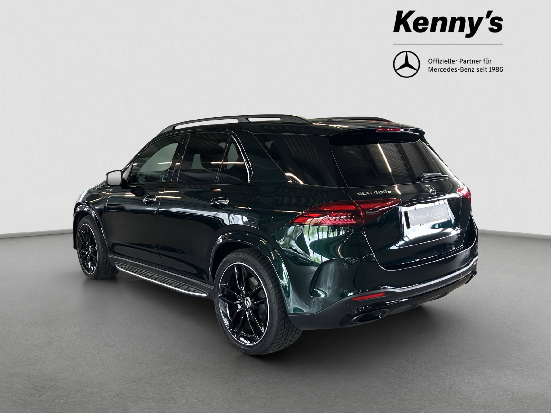 MERCEDES-BENZ GLE 400 e AMG Line 4MATIC-showroom-element-3