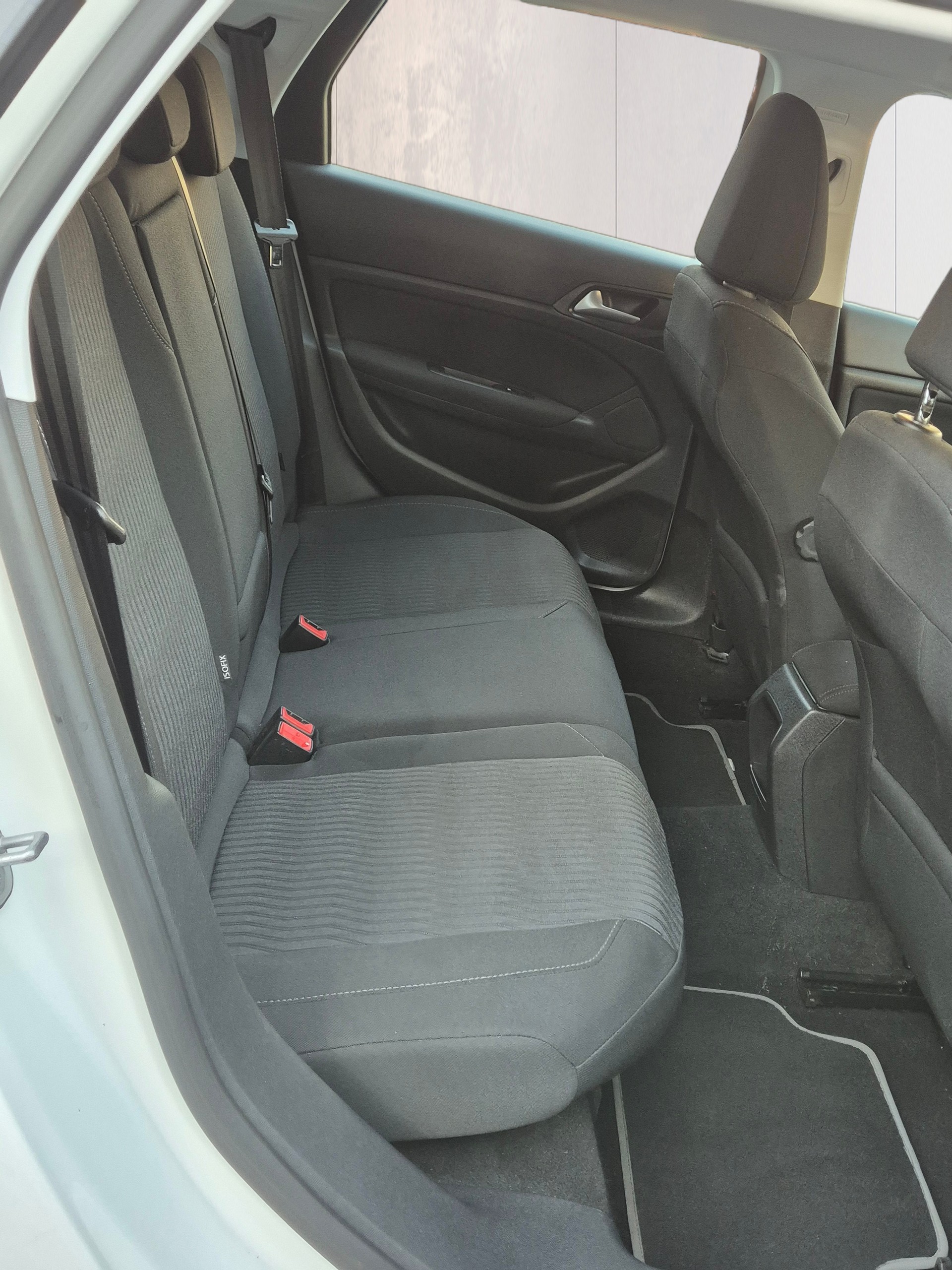 PEUGEOT 308 SW 1.6 BlueHDI Allure Automatic-image-6