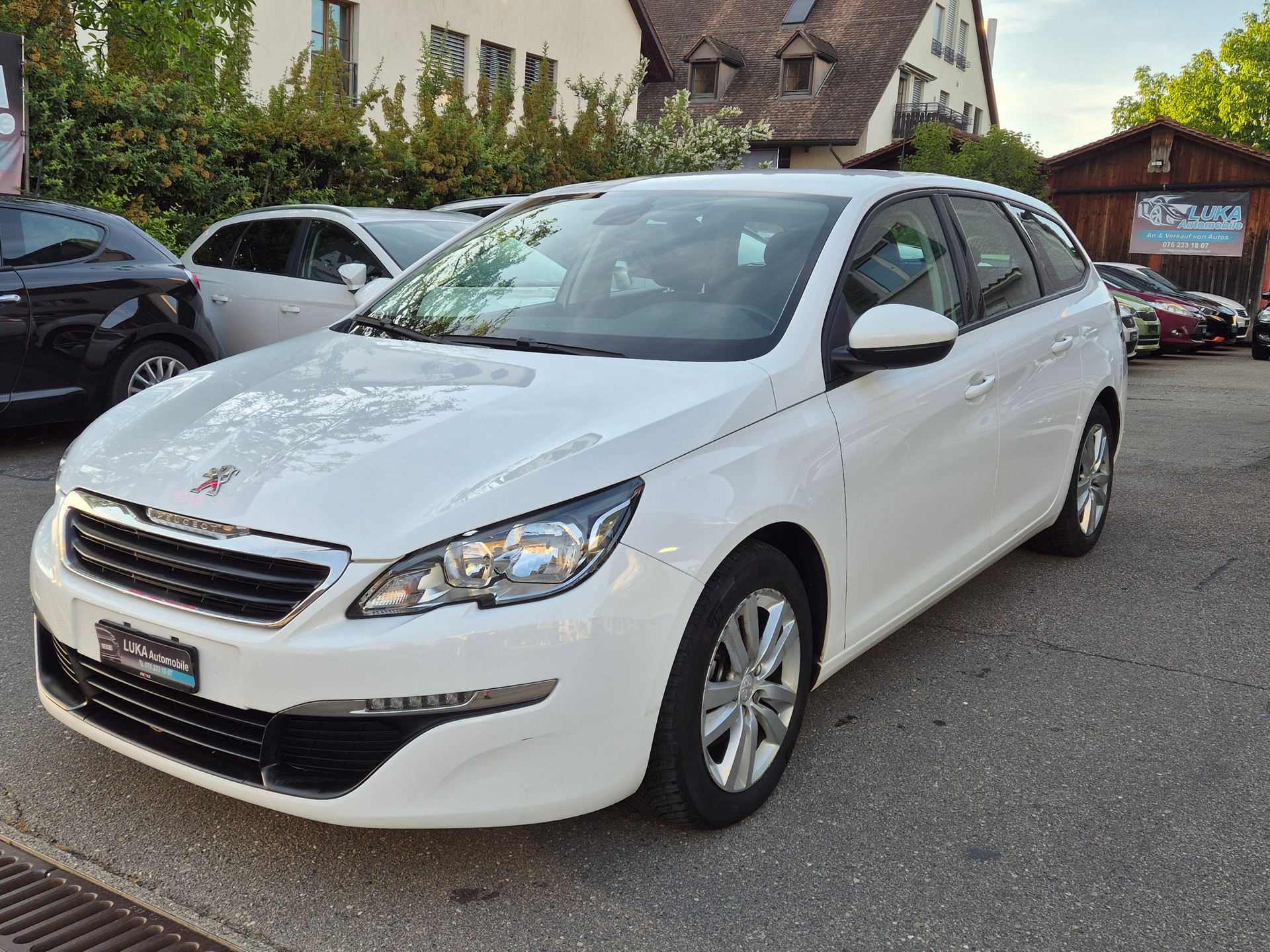 PEUGEOT 308 SW 1.6 BlueHDI Allure Automatic