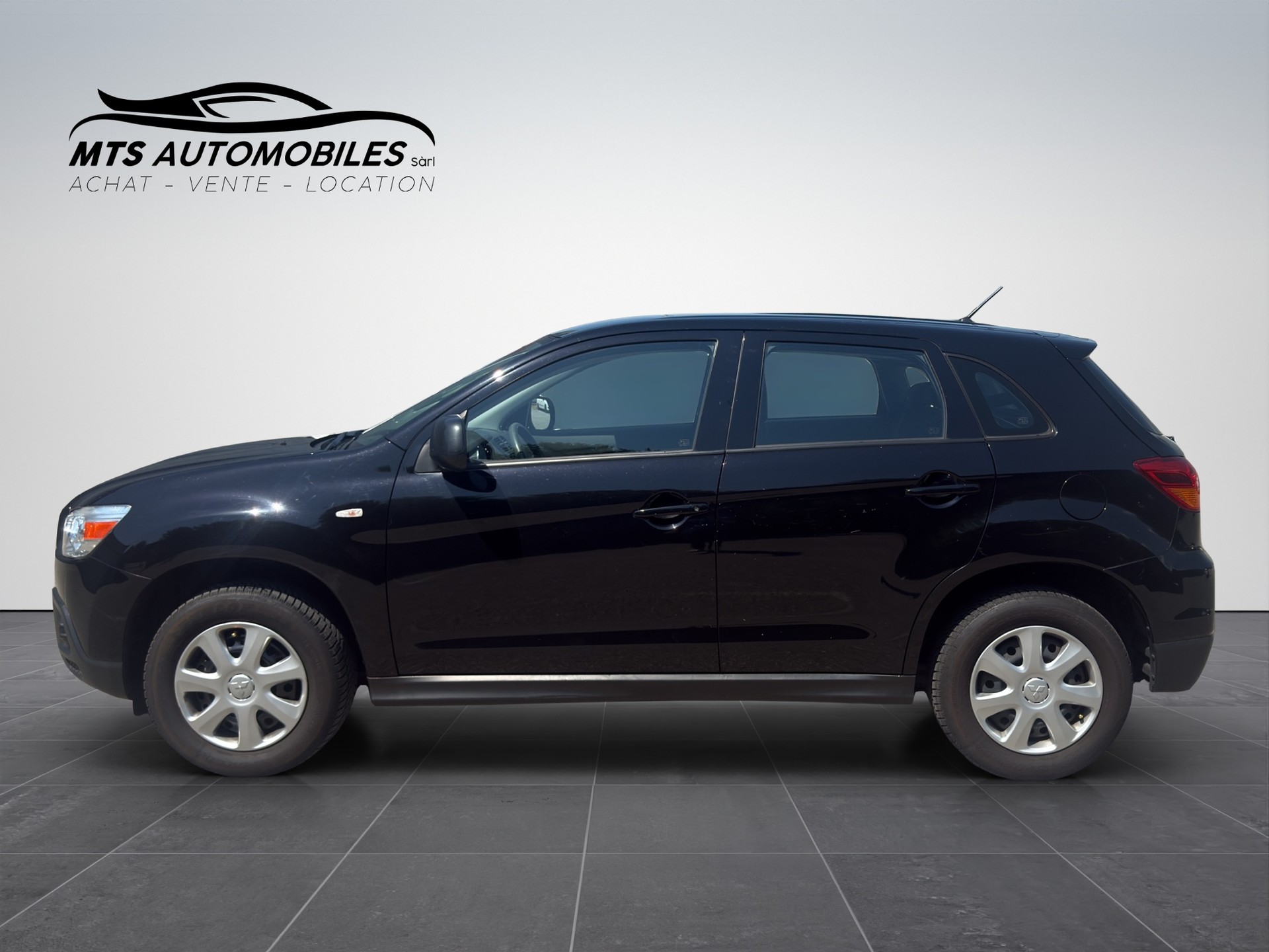 MITSUBISHI ASX 1.6 2WD-image-2