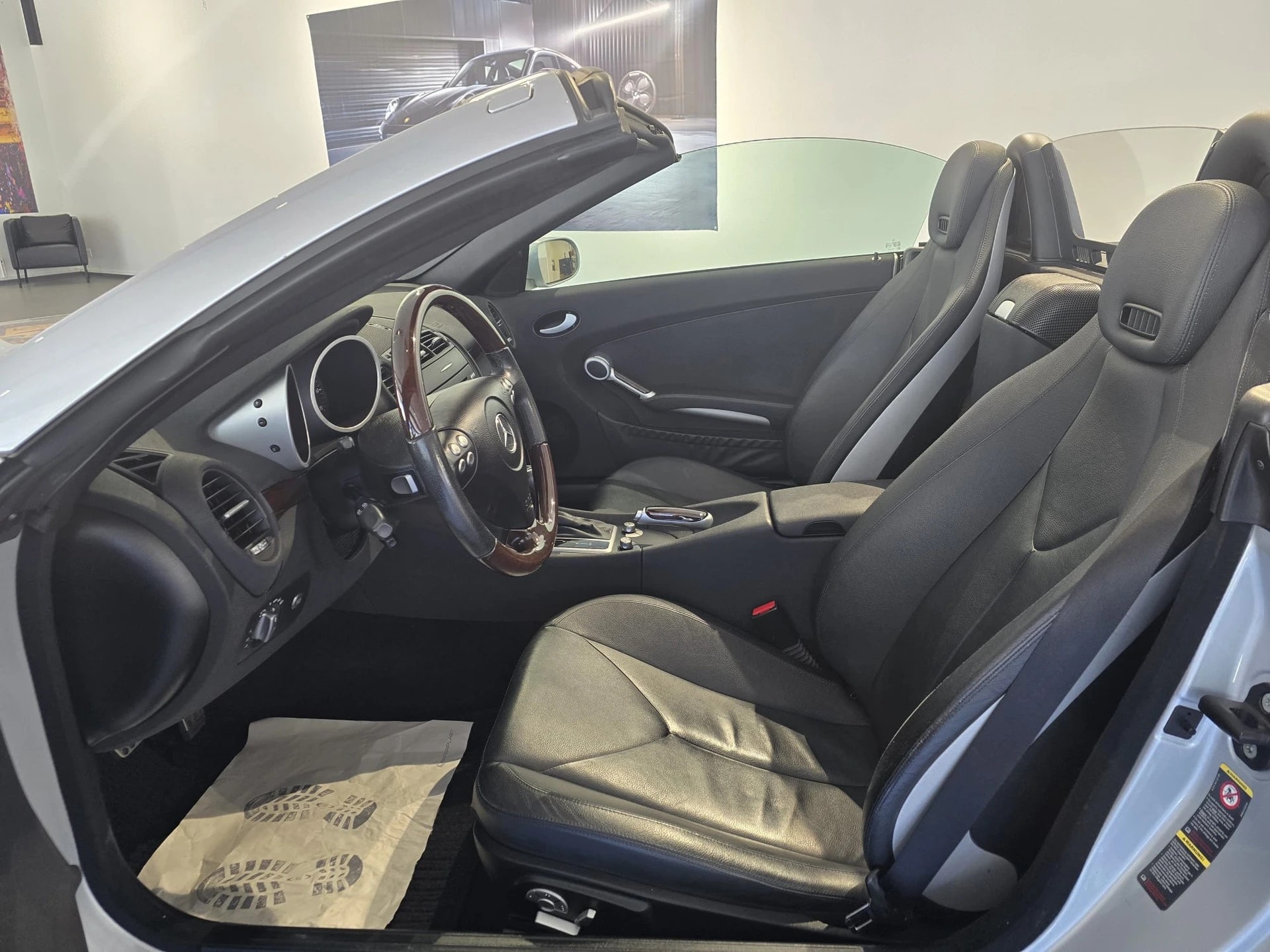 MERCEDES-BENZ SLK 350-image-14