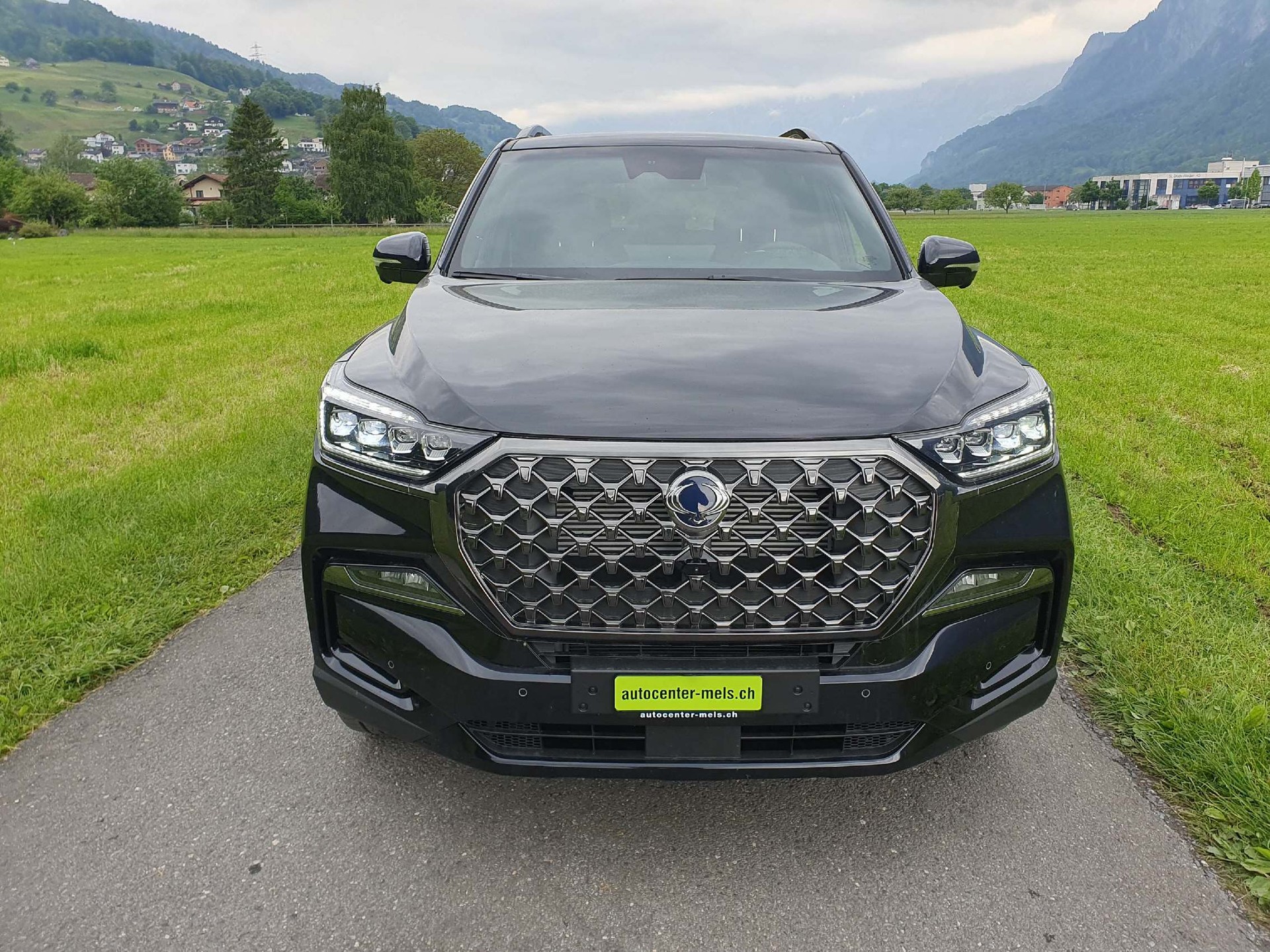 KGM-SsangYong Rexton RX 2.2D Black Edition 4x4-image-2
