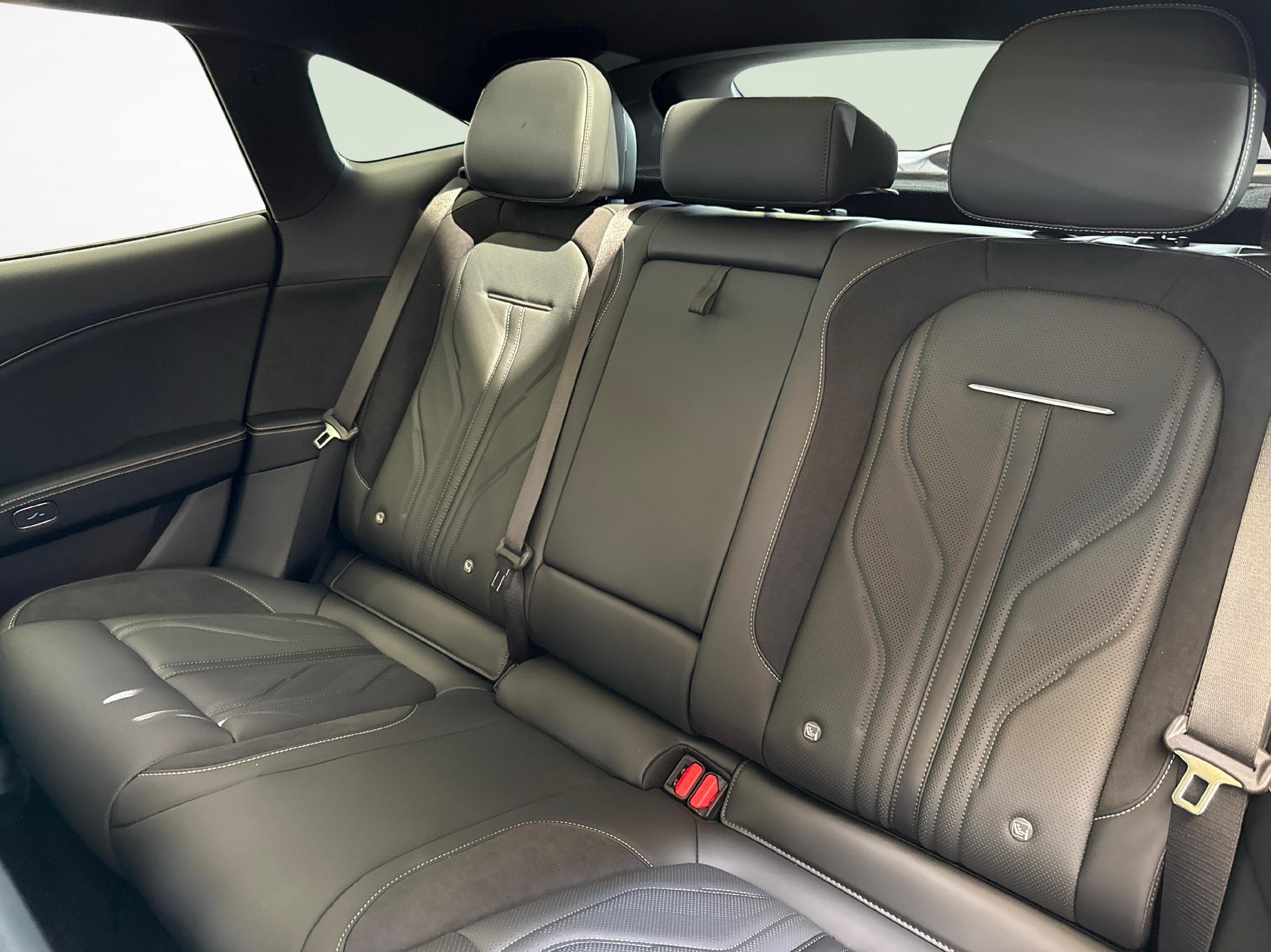 ZEEKR 7GT Privilege AWD-image-10