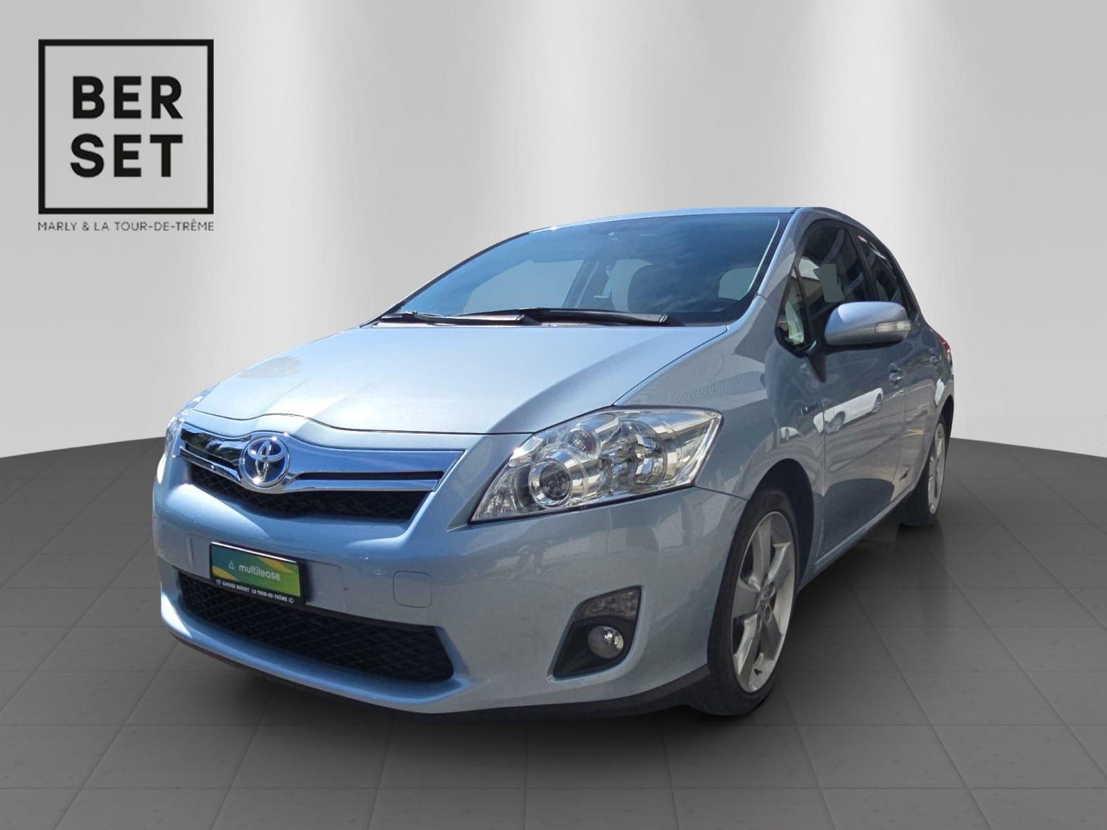 TOYOTA Auris 1.8 HSD Linea Sol