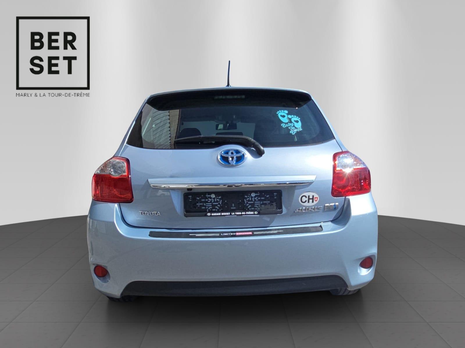 TOYOTA Auris 1.8 HSD Linea Sol-showroom-element-3