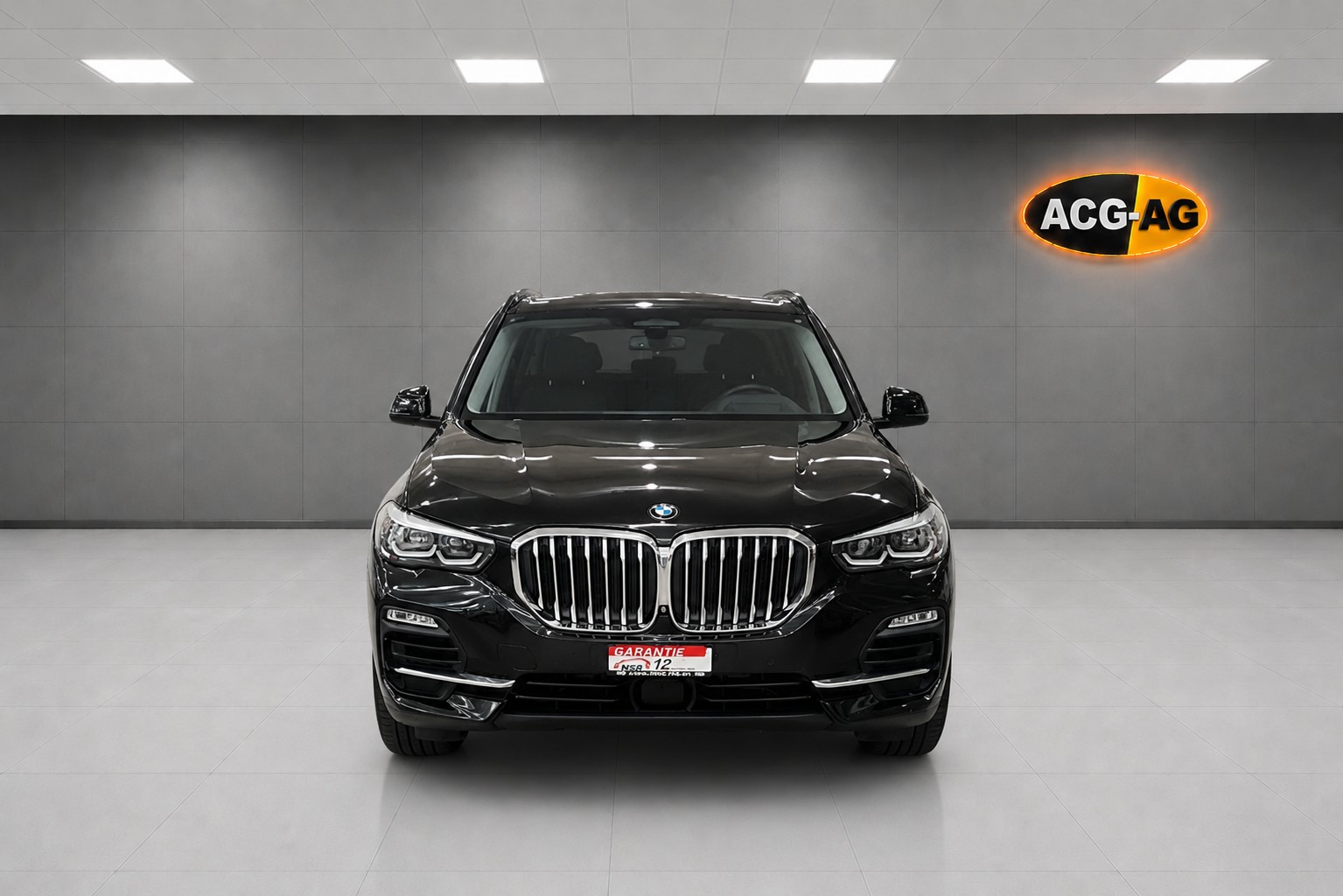 BMW X5 xDrive45e Steptronic ** Sportsitze im Leder ** GR.Navi ** Parkhilfe v+h mit RF-Kamera ** 19" Aluräder **-showroom-element-1