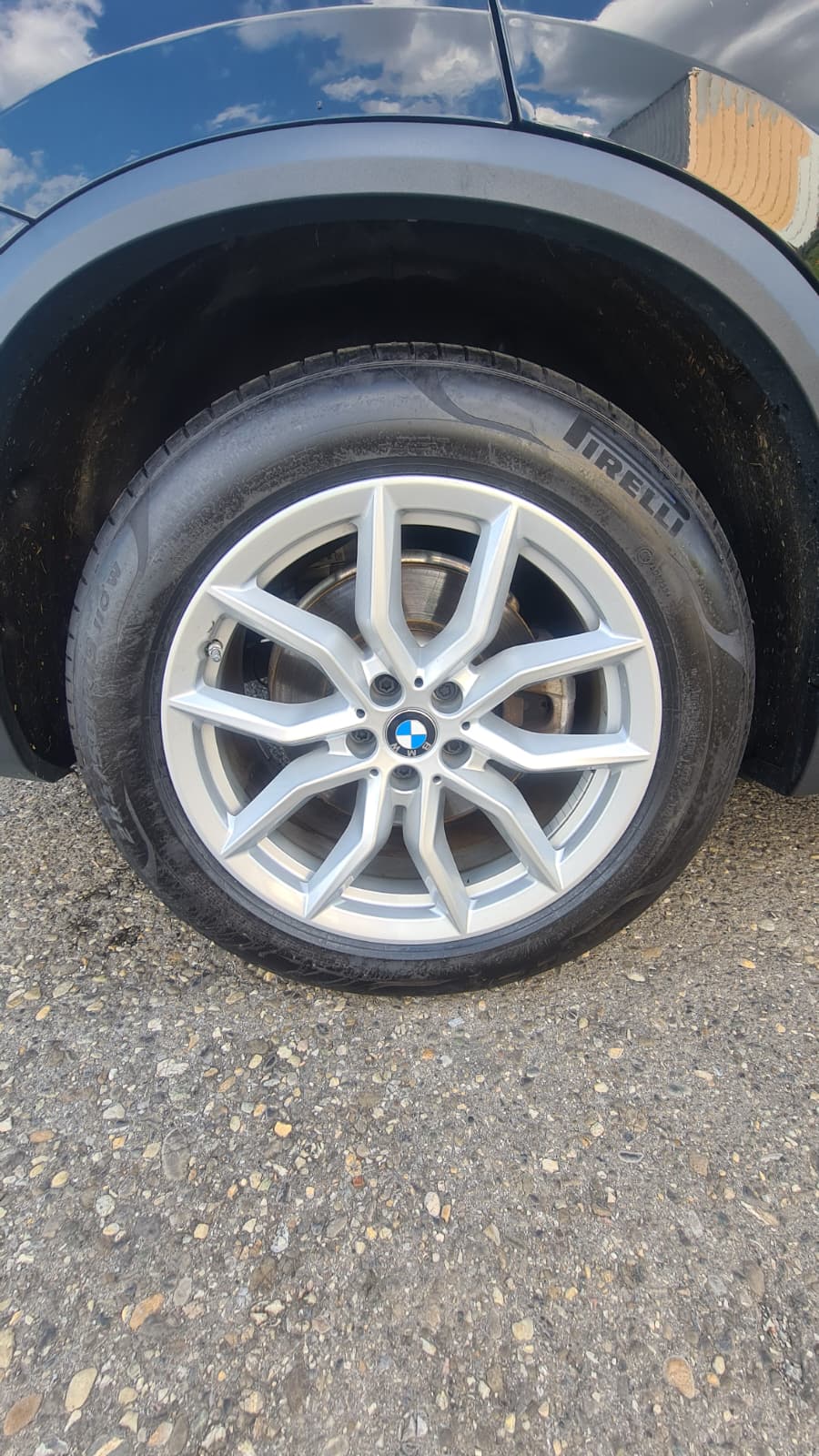 BMW X5 xDrive45e Steptronic ** Sportsitze im Leder ** GR.Navi ** Parkhilfe v+h mit RF-Kamera ** 19" Aluräder **-image-24
