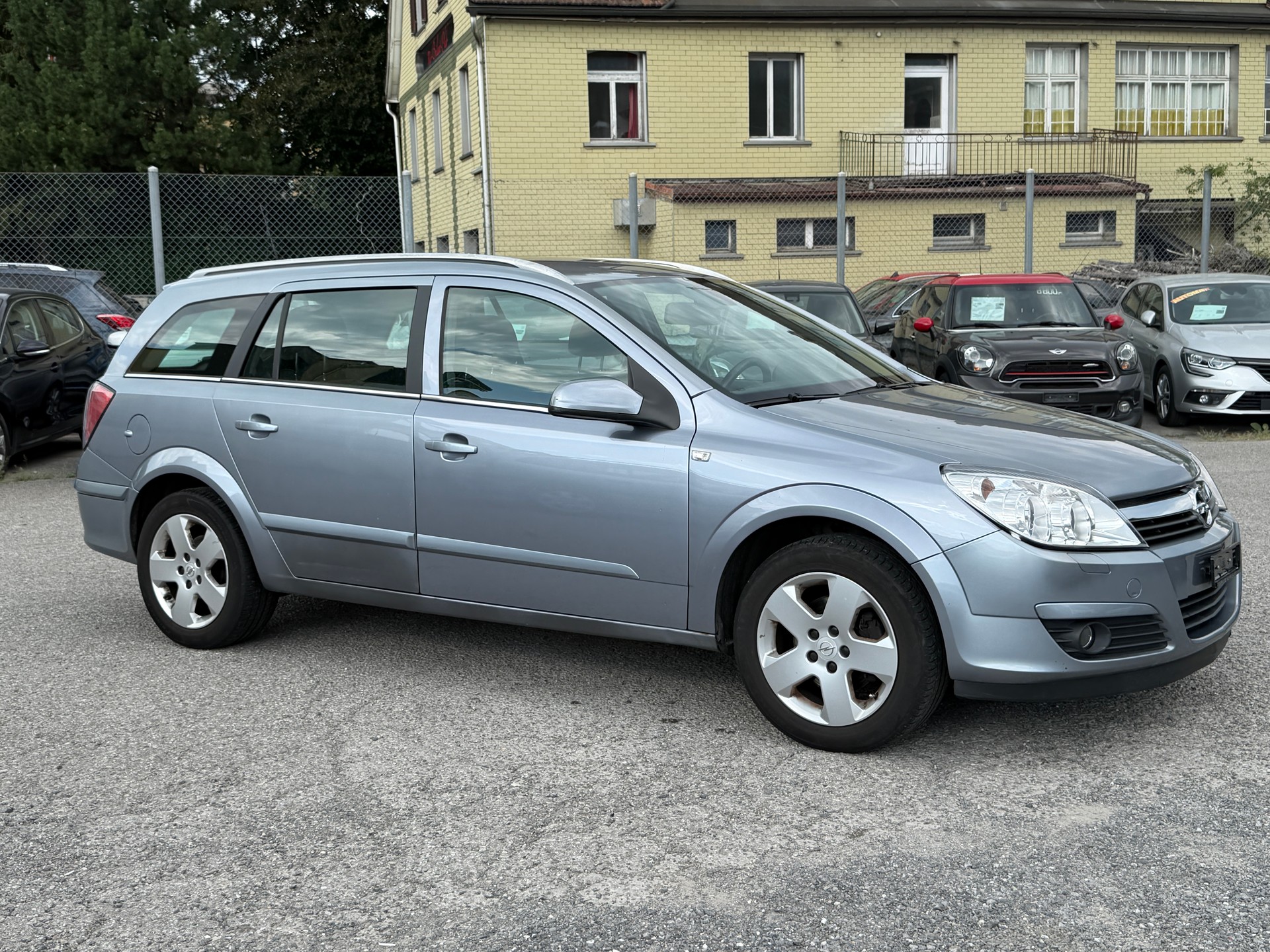 OPEL Astra Caravan 1.8i 16V Elegance-image-1