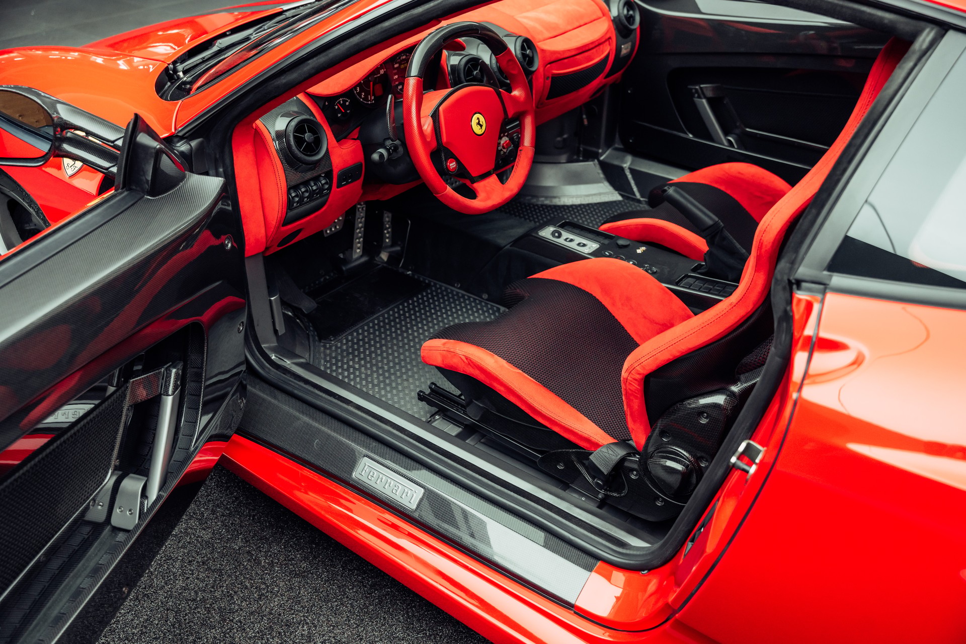 FERRARI F430 Scuderia-image-15