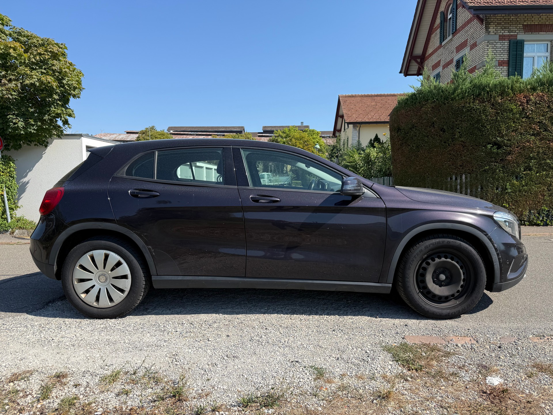 MERCEDES-BENZ GLA 200 7G-DCT-image-3