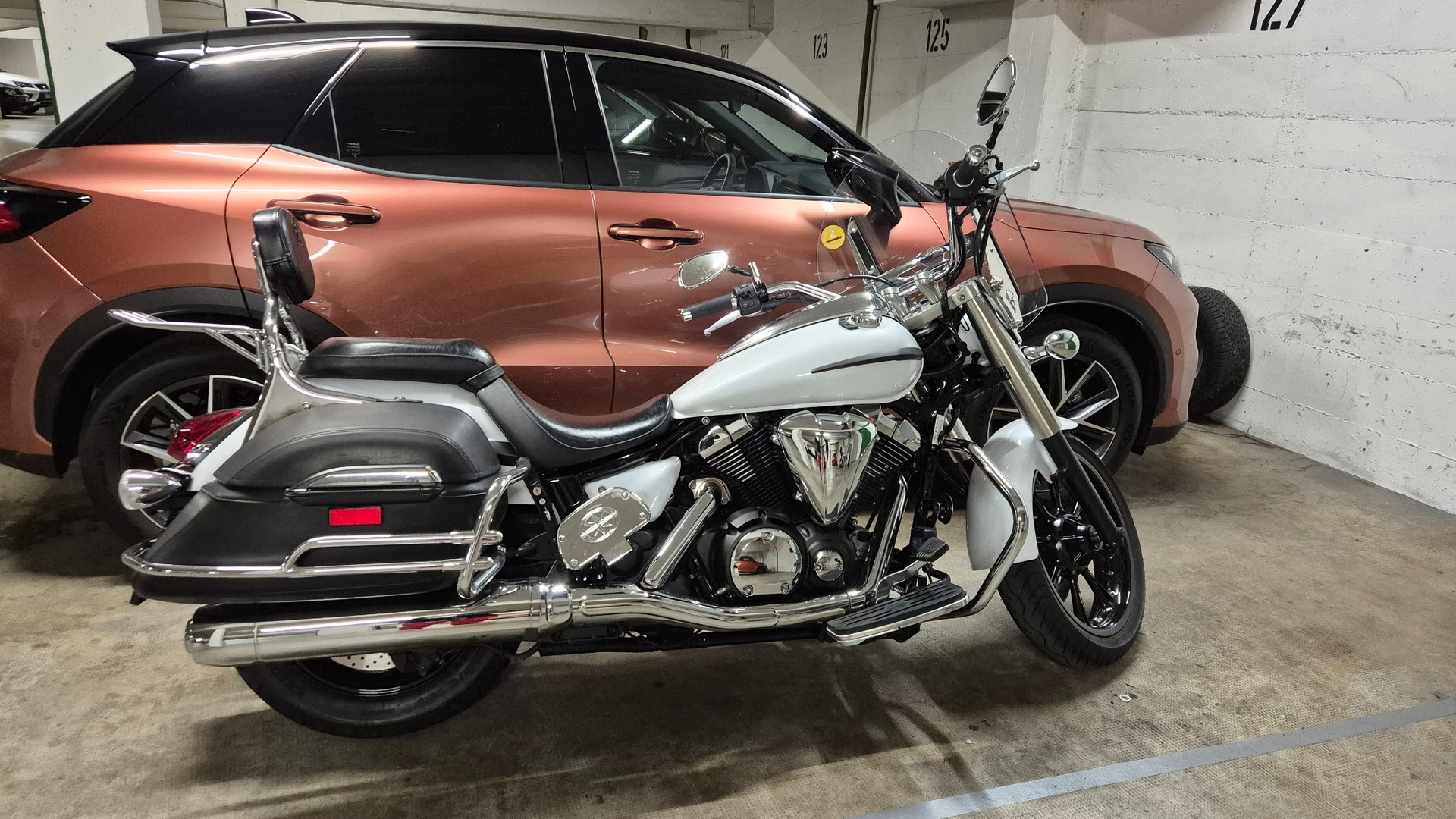 YAMAHA XVS 950-image-0