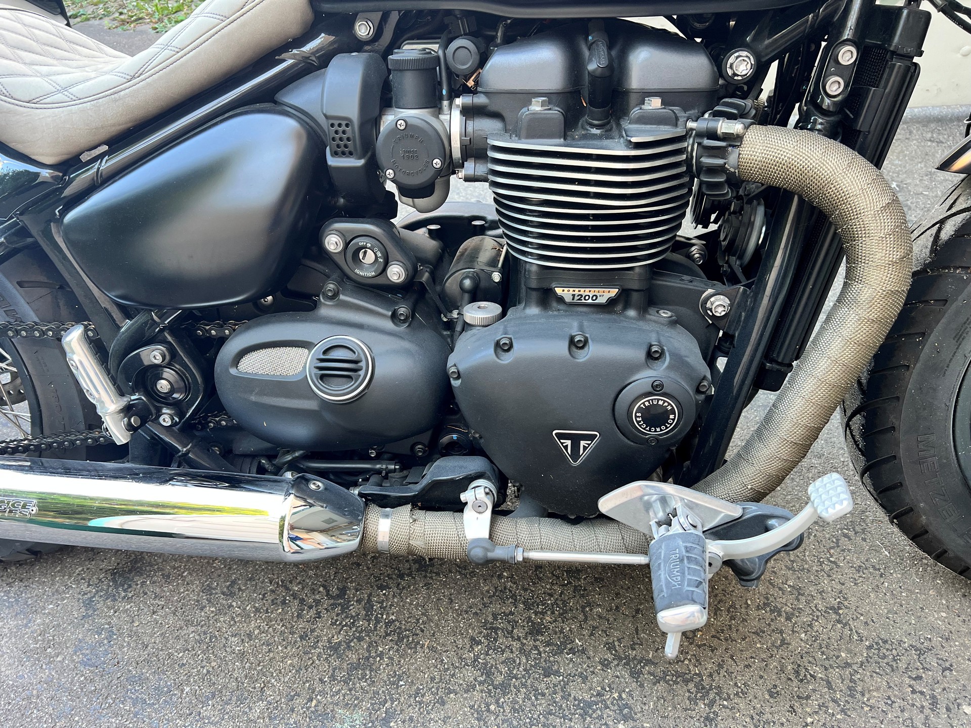 TRIUMPH Bonneville 1200 Speedmaster ABS-image-1