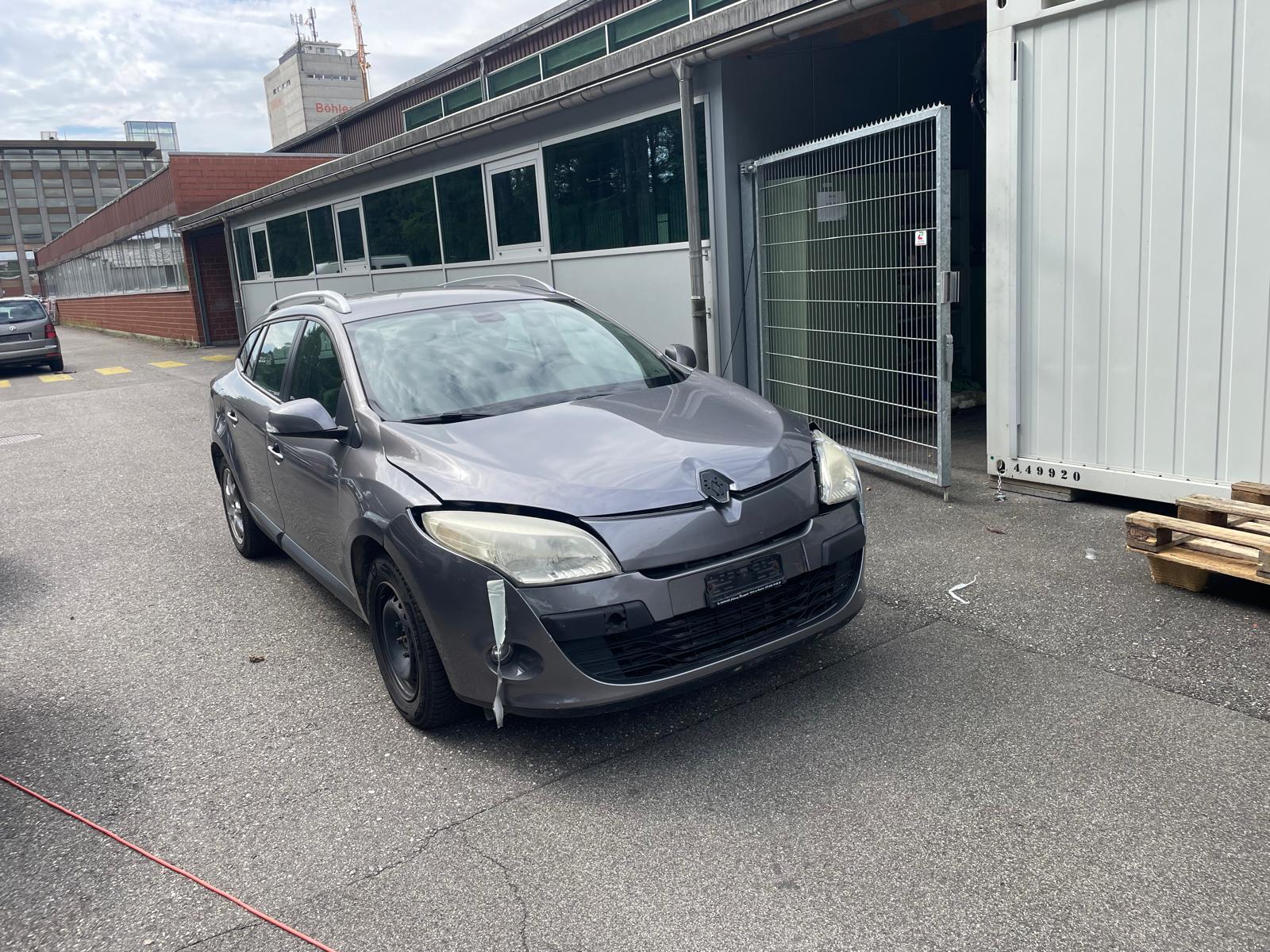 RENAULT Mégane Grandtour 1.4 16V Turbo Dynamique