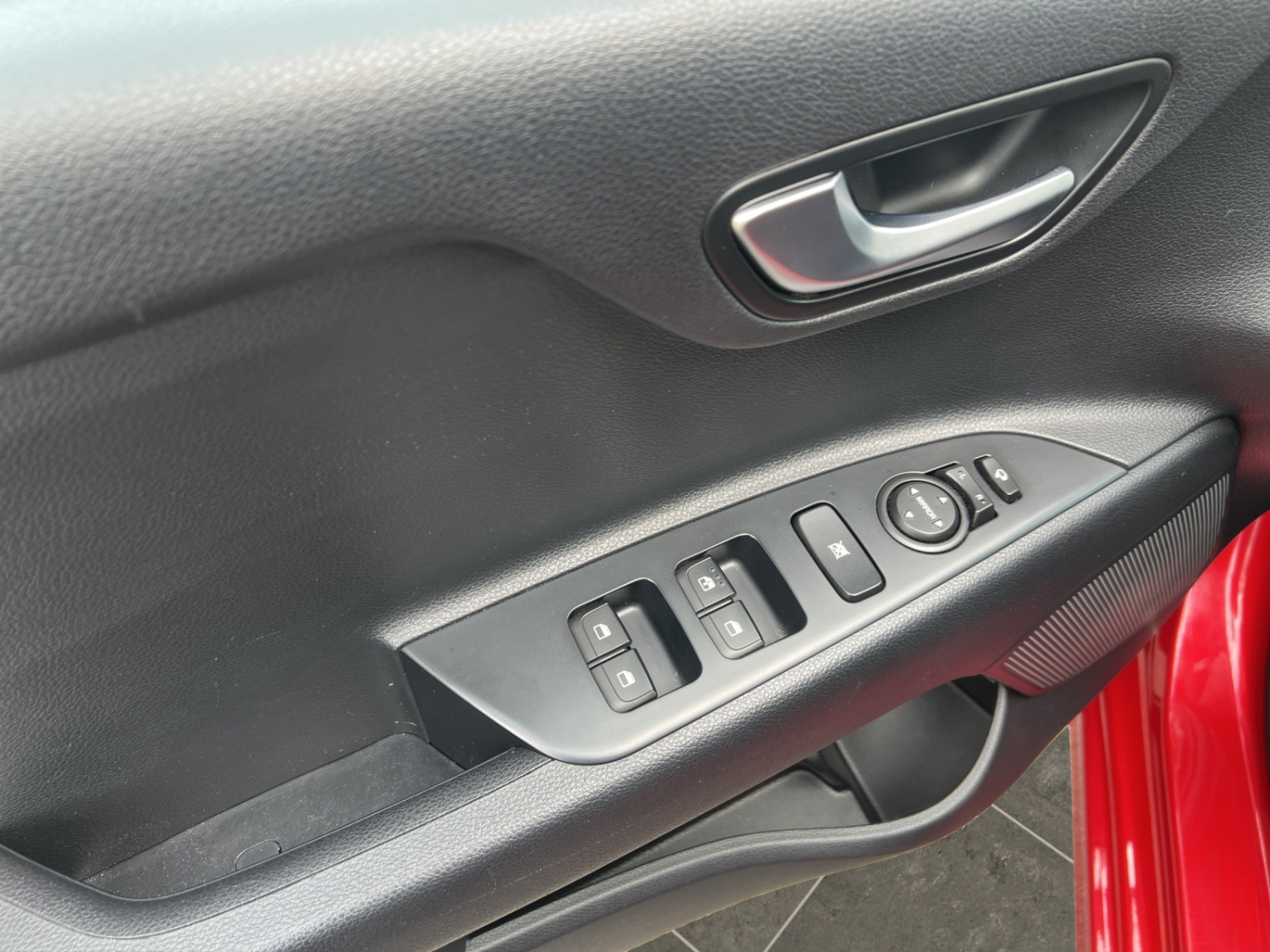 KIA Rio 1.4 CVVT Swiss City Line-image-17