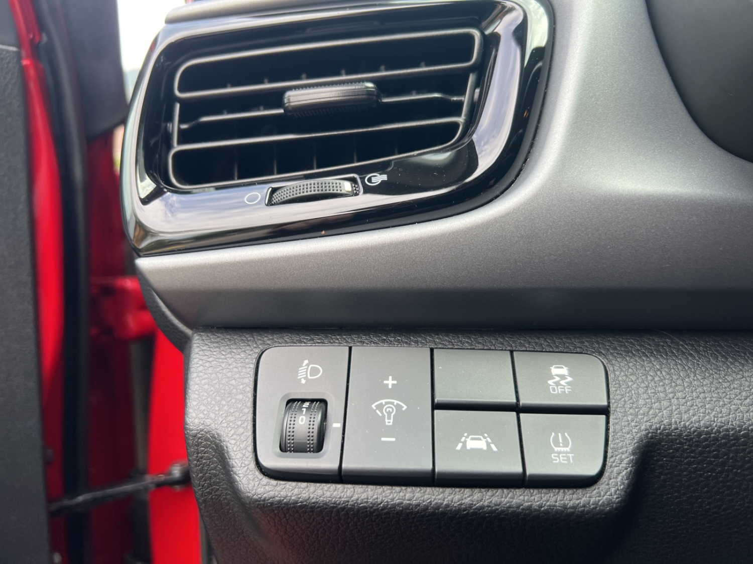 KIA Rio 1.4 CVVT Swiss City Line-image-16