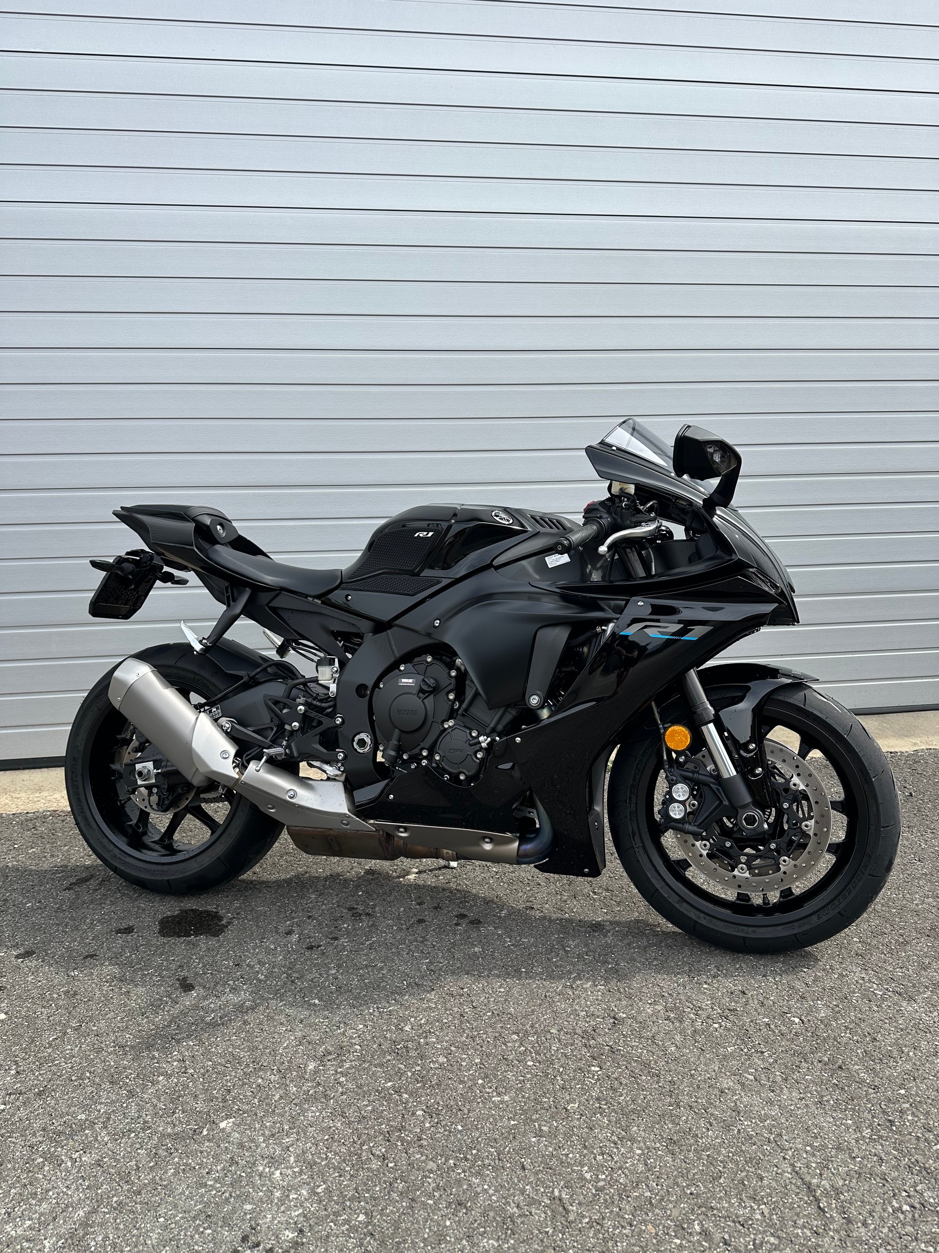 YAMAHA YZF-R1 ABS-image-5