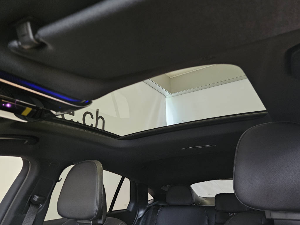 MERCEDES-BENZ GLC 300 4Matic AMG Line Coupé-image-4
