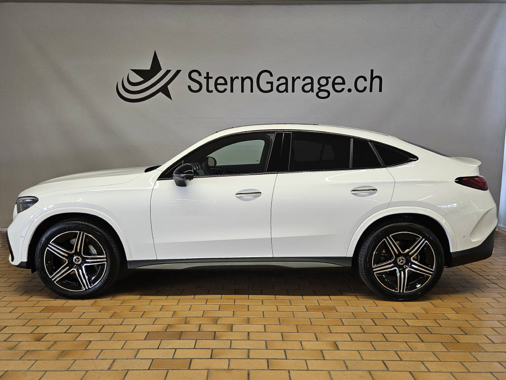 MERCEDES-BENZ GLC 300 4Matic AMG Line Coupé-showroom-element-1