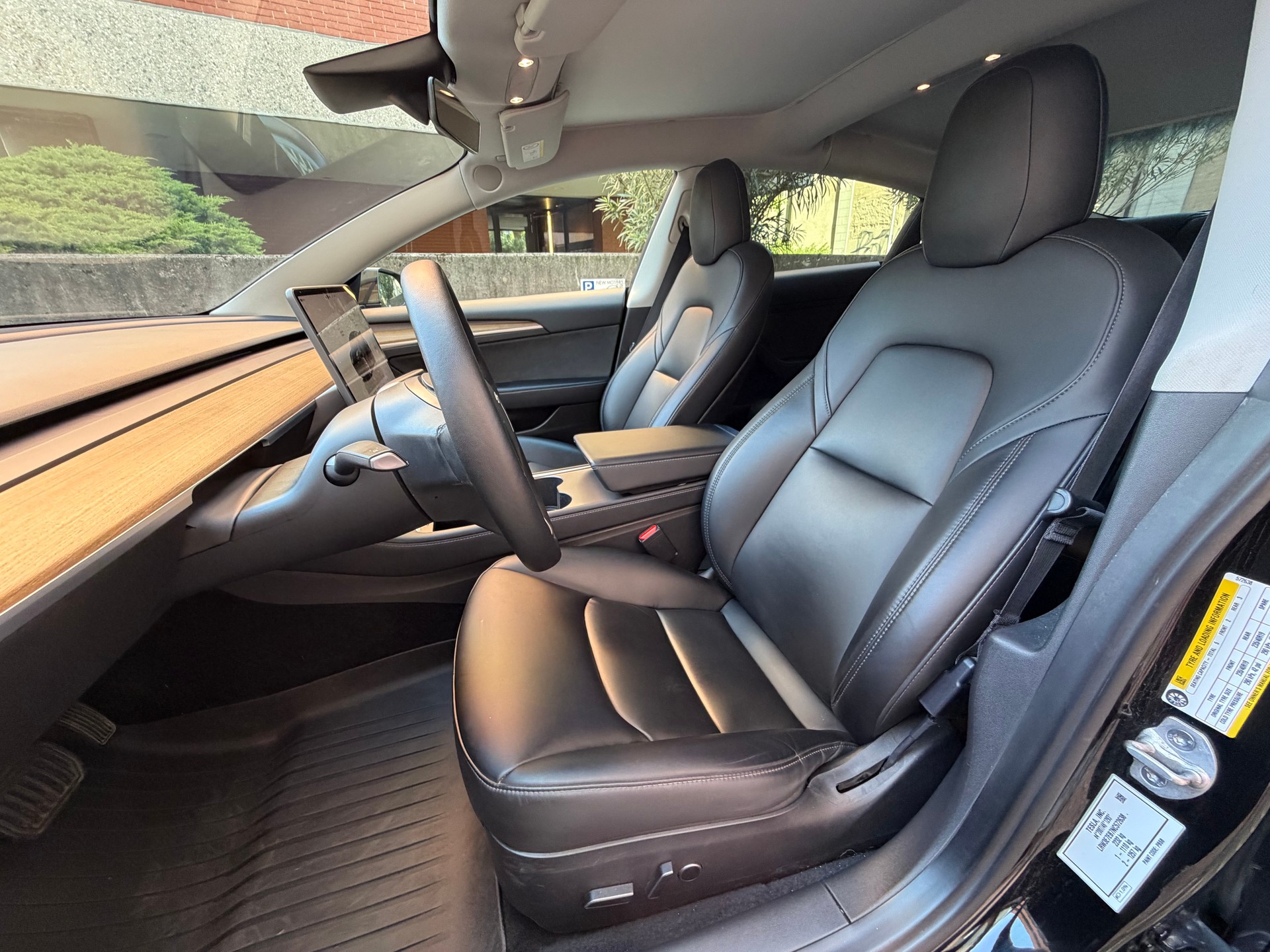 TESLA Model 3 Long Range Dual Motor AWD-image-6