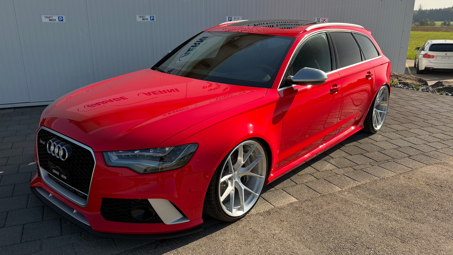 AUDI RS6 Avant 4.0 TFSI V8 quattro Tiptronic ***Capristo, Tittanforged, Gepfeffert V3 (KW)***-showroom-element-2
