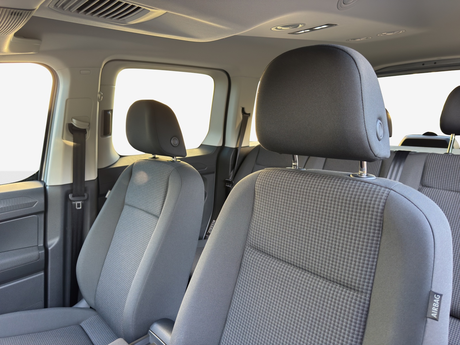 VW Caddy 1.5 TSI Plug in Hybrid Liberty DSG-image-8