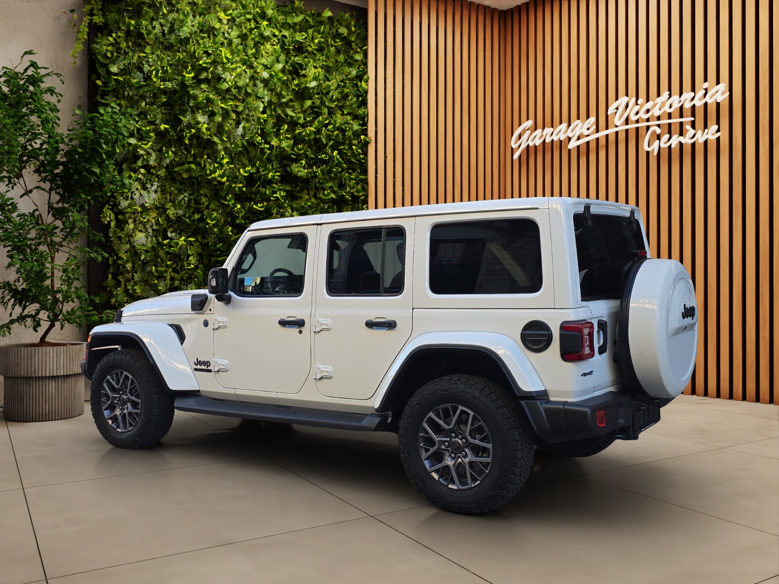 JEEP Wrangler 2.0 PHEV Unlimited Sahara DT Automatic-showroom-element-3