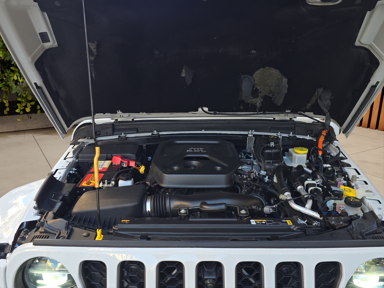 JEEP Wrangler 2.0 PHEV Unlimited Sahara DT Automatic-image-18