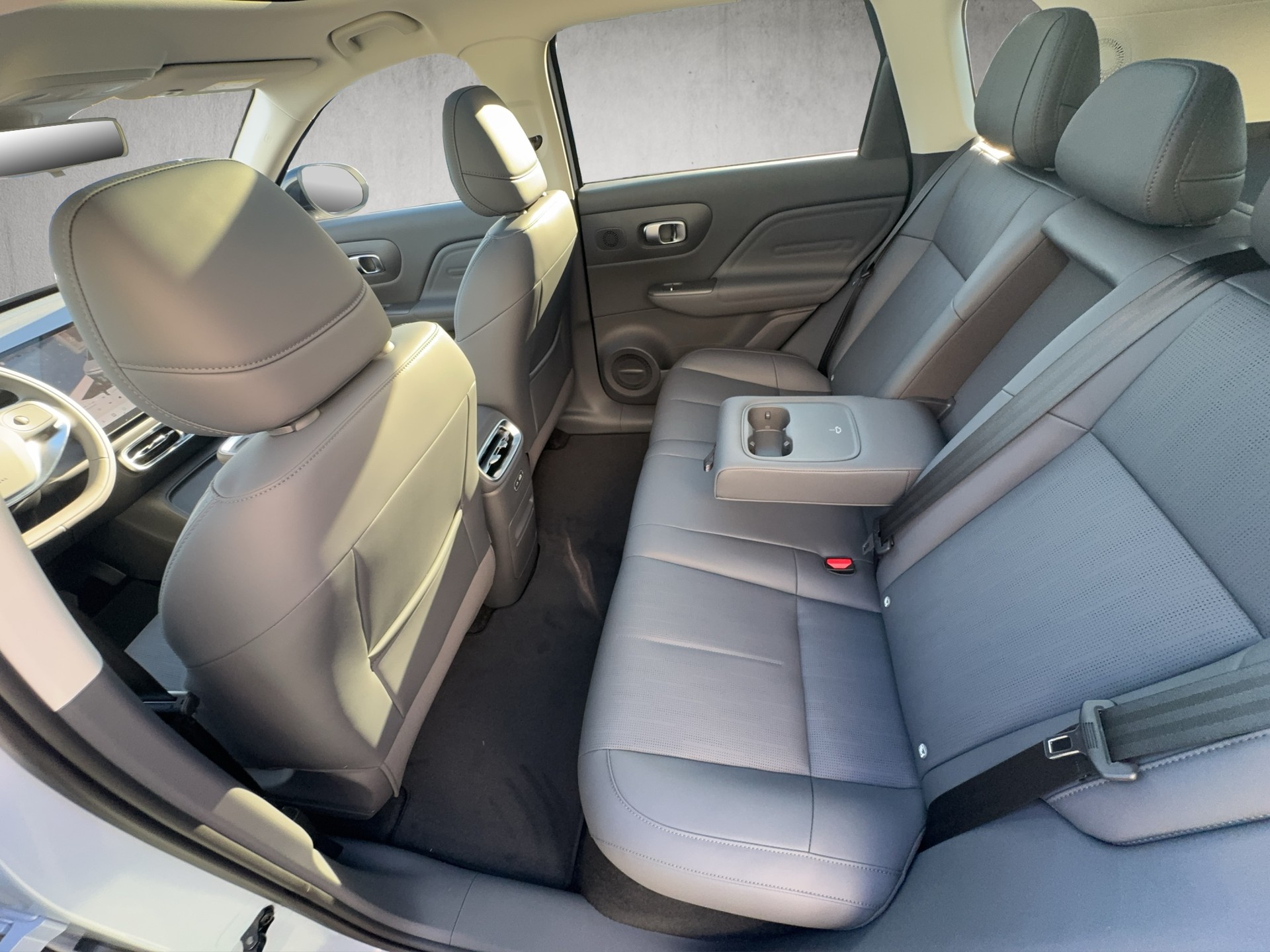 LEAPMOTOR B10 1.5 Hybrid EV-image-13