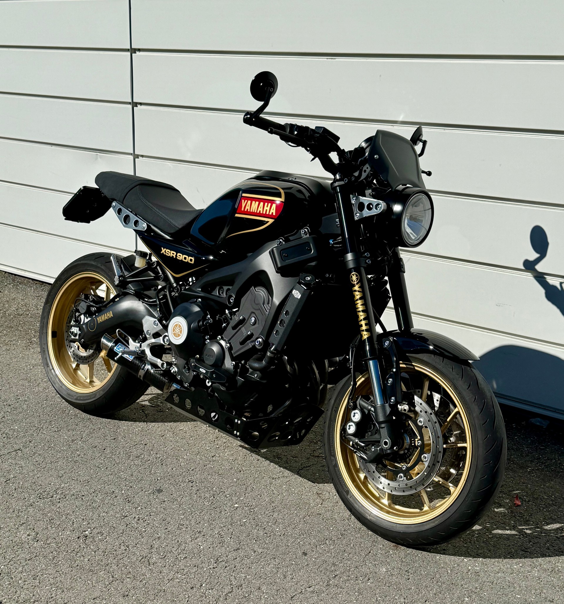 YAMAHA XSR 900-image-0